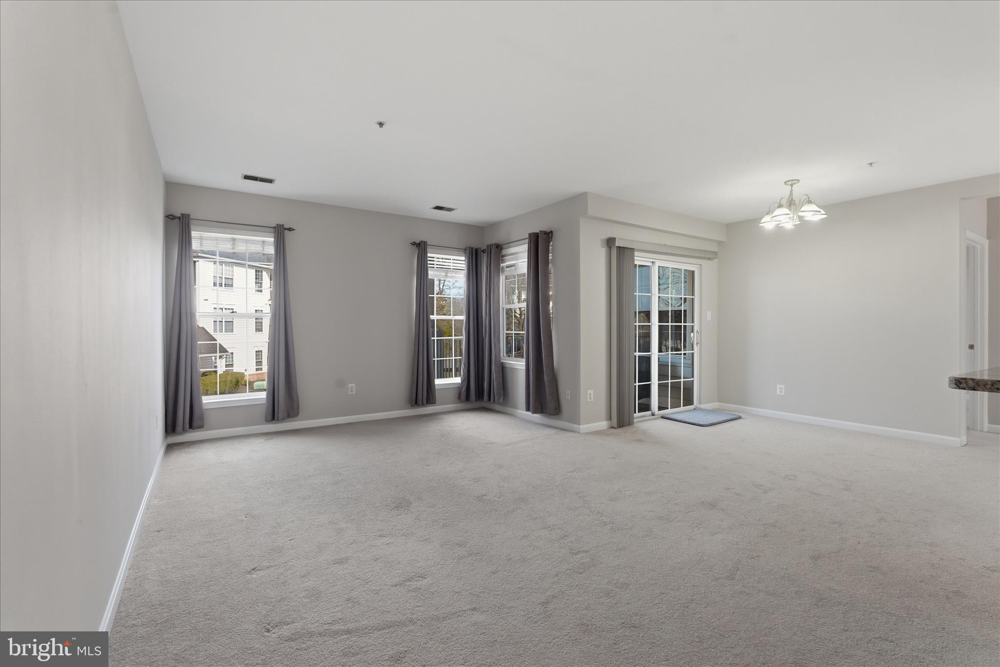 LAKESIDE AT SOUTH RIDING - Residential