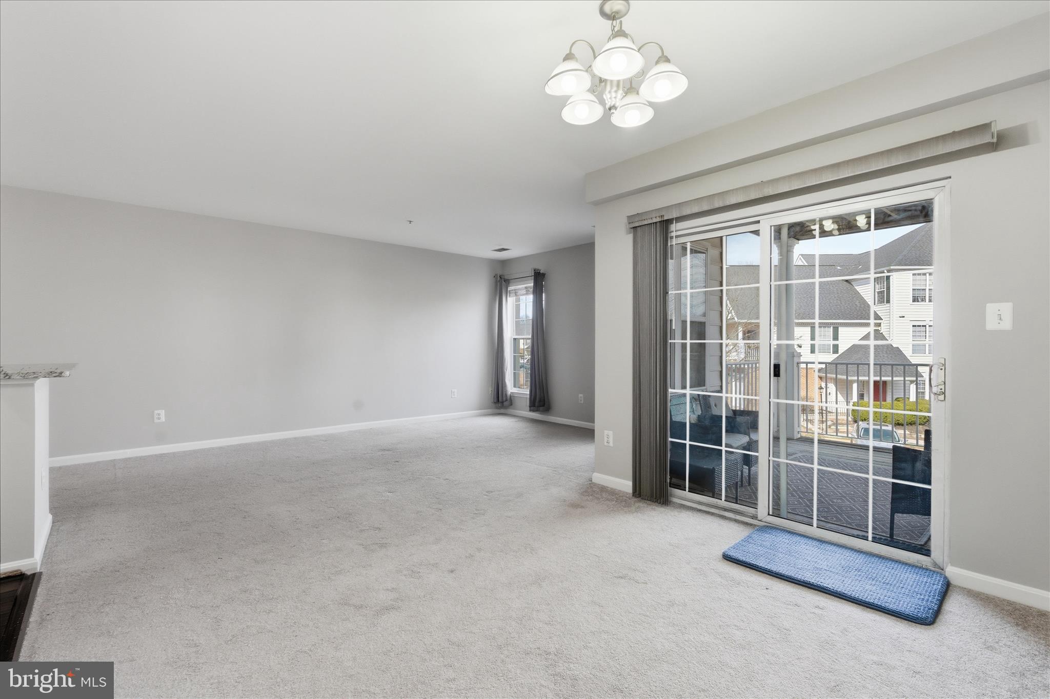 LAKESIDE AT SOUTH RIDING - Residential