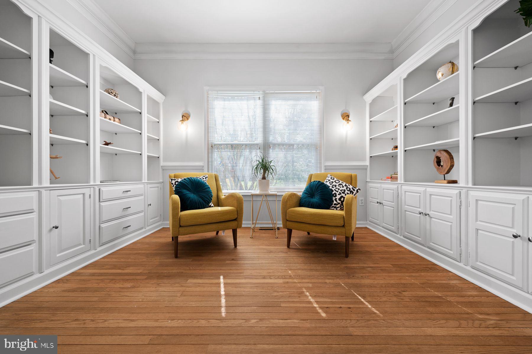 CORNERSTONE - Residential