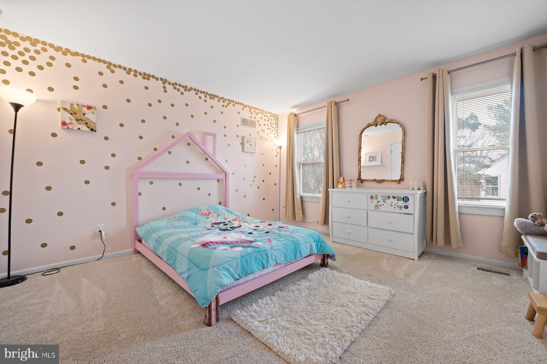 CORNERSTONE - Residential