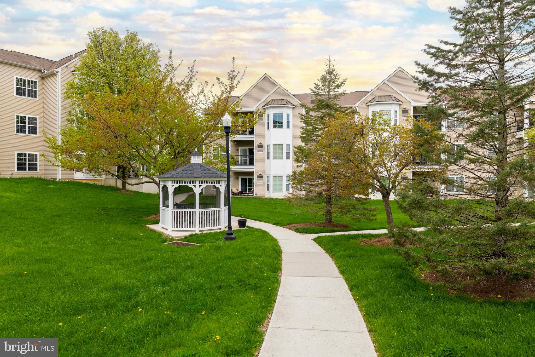 TRAD AT RIDLEY CREEK - Residential