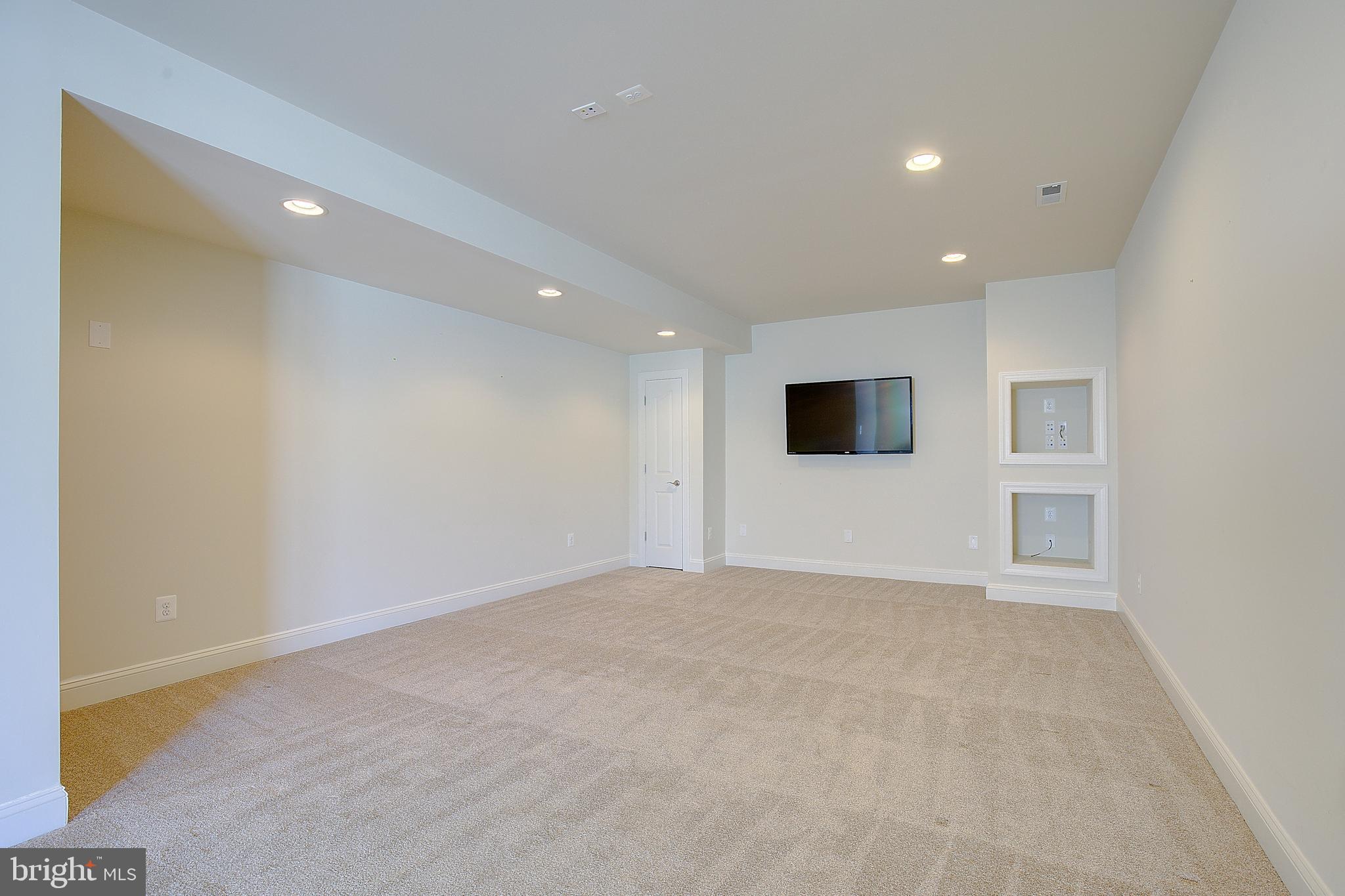 CHESAPEAKE VILLAGE - Residential