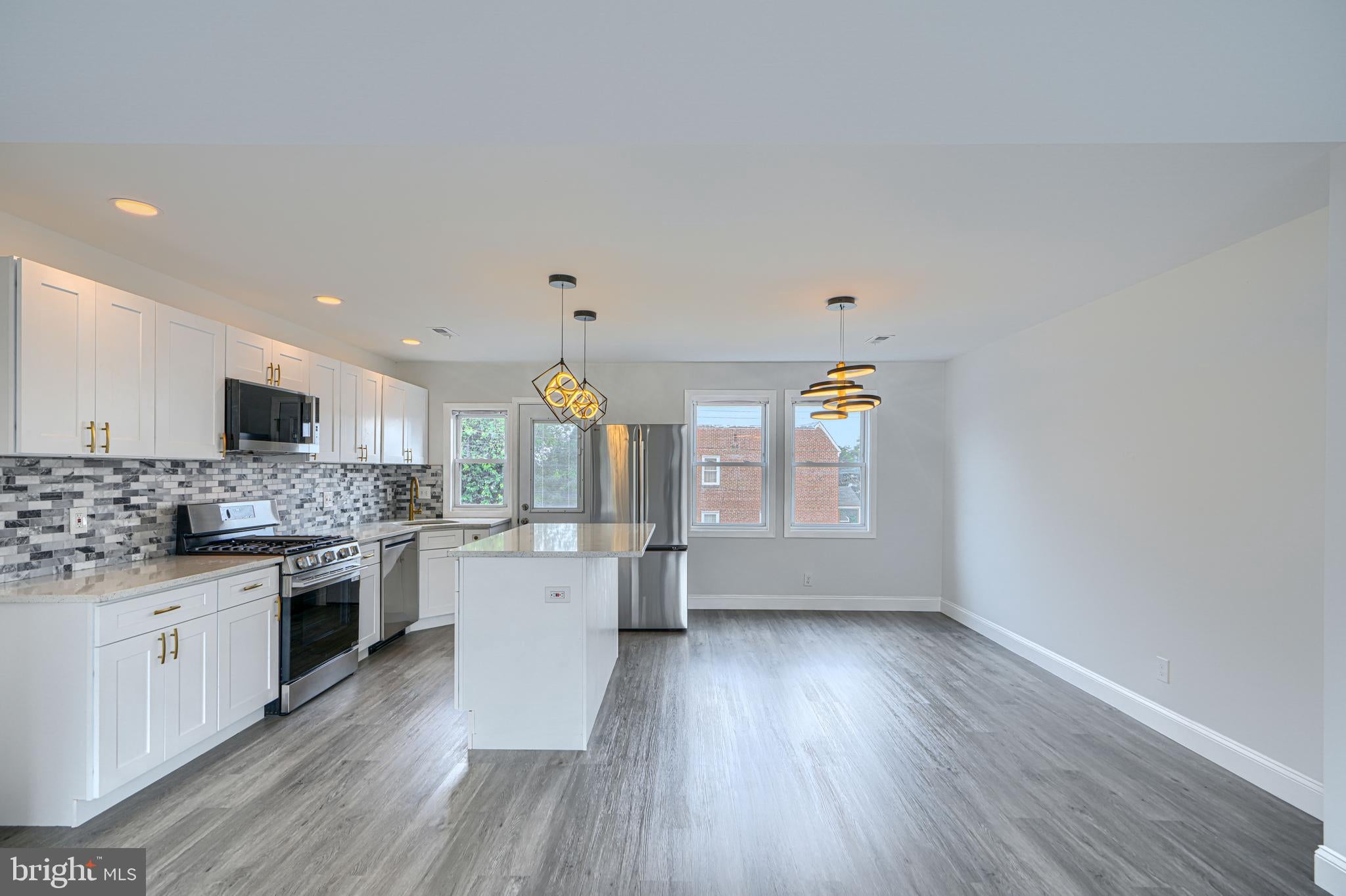 1007 WILDWOOD PARKWAY