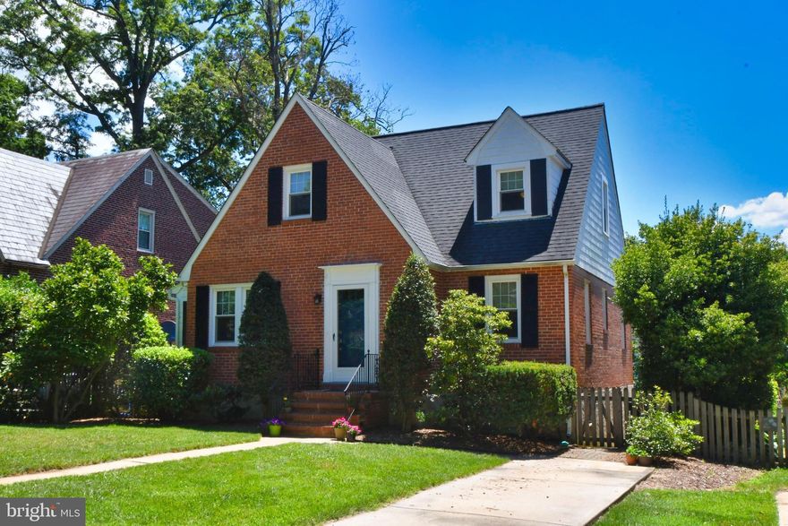 A move-in ready house on the best block in Anneslie! This house has everything you need to live your life without rushing into repairs or renovations. So many brand new or recently updated features: completely new open kitchen with granite countertops and stainless steel appliances, new deck with built-in awning, replacement windows, replaced roof, new central air conditioning unit, new washer, refinished hardwood floors, new carpet, and fresh painting with neutral colors. Located in the much sought-after Stoneleigh school district, 719 Murdock features four bedrooms, two on the first floor and two on the second floor. There are also bonus rooms on the first and second floors. The various rooms can serve as bedrooms, offices, family rooms, your choice. Working from home during COVID? This is the house for you! There are full baths on the first and second floors, and a half bath in the finished basement, which includes two additional family/recreation rooms, a large, recently re-tiled utility/laundry room, and multiple spacious storage closets. Enjoy the large, private backyard and a front yard on a dead-end street with minimal traffic. The driveway easily fits two vehicles. 719 Murdock is minutes away from Towson, a short commute to downtown Baltimore, and very close to Anneslie shops and restaurants.