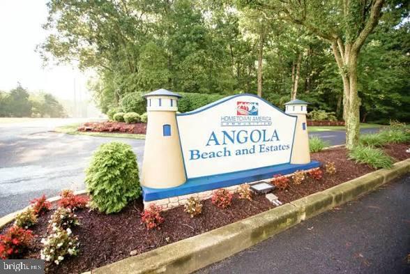 ANGOLA BEACH - Residential