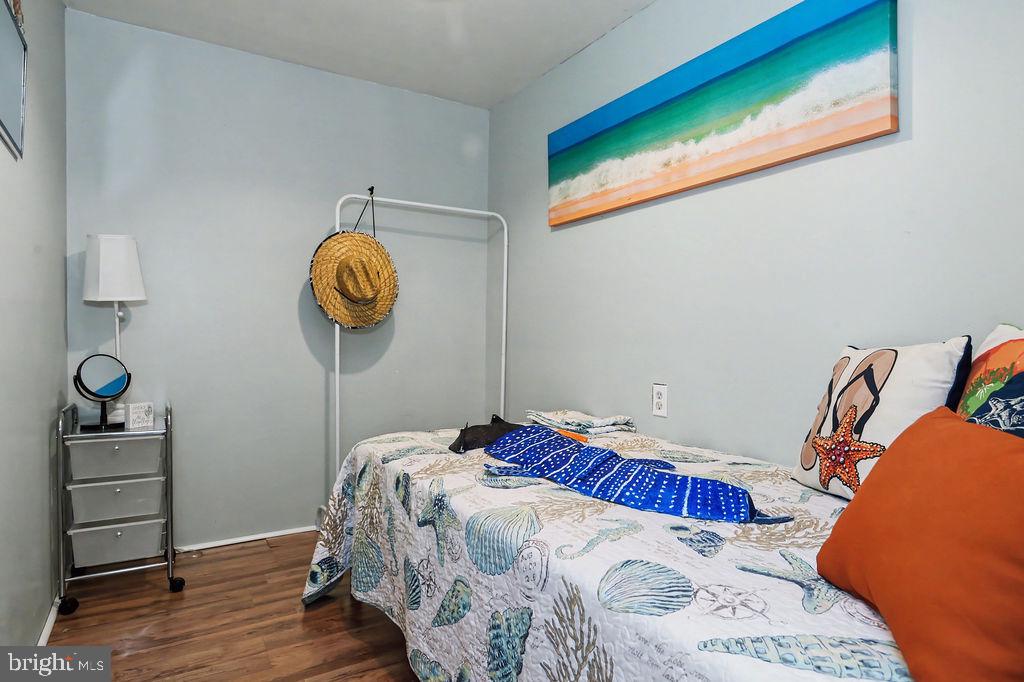 ANGOLA BEACH - Residential