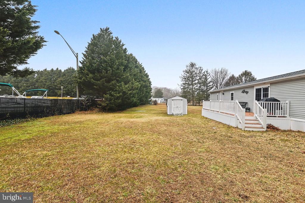 ANGOLA BEACH - Residential