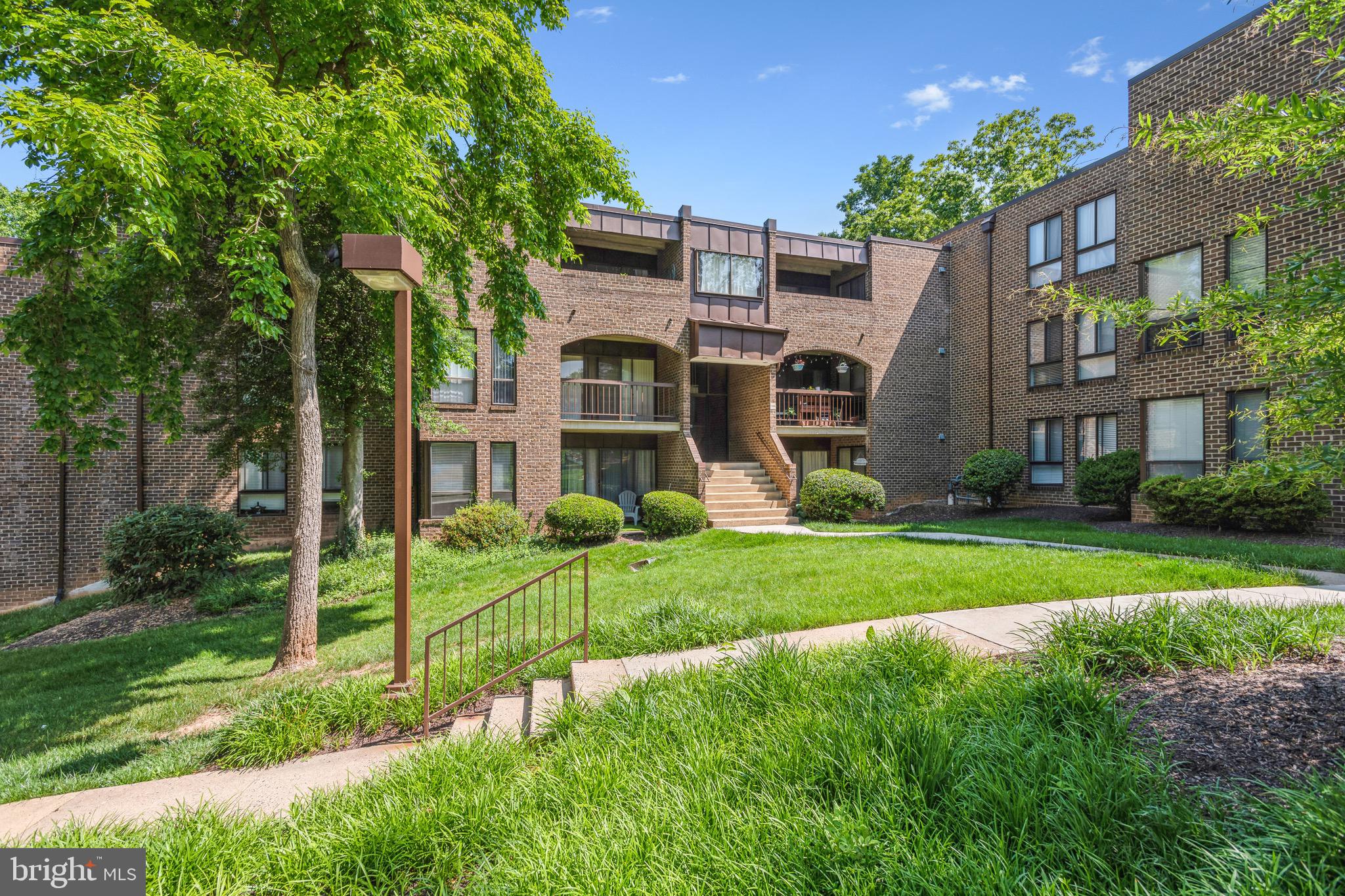 CHESTNUT GROVE - Residential