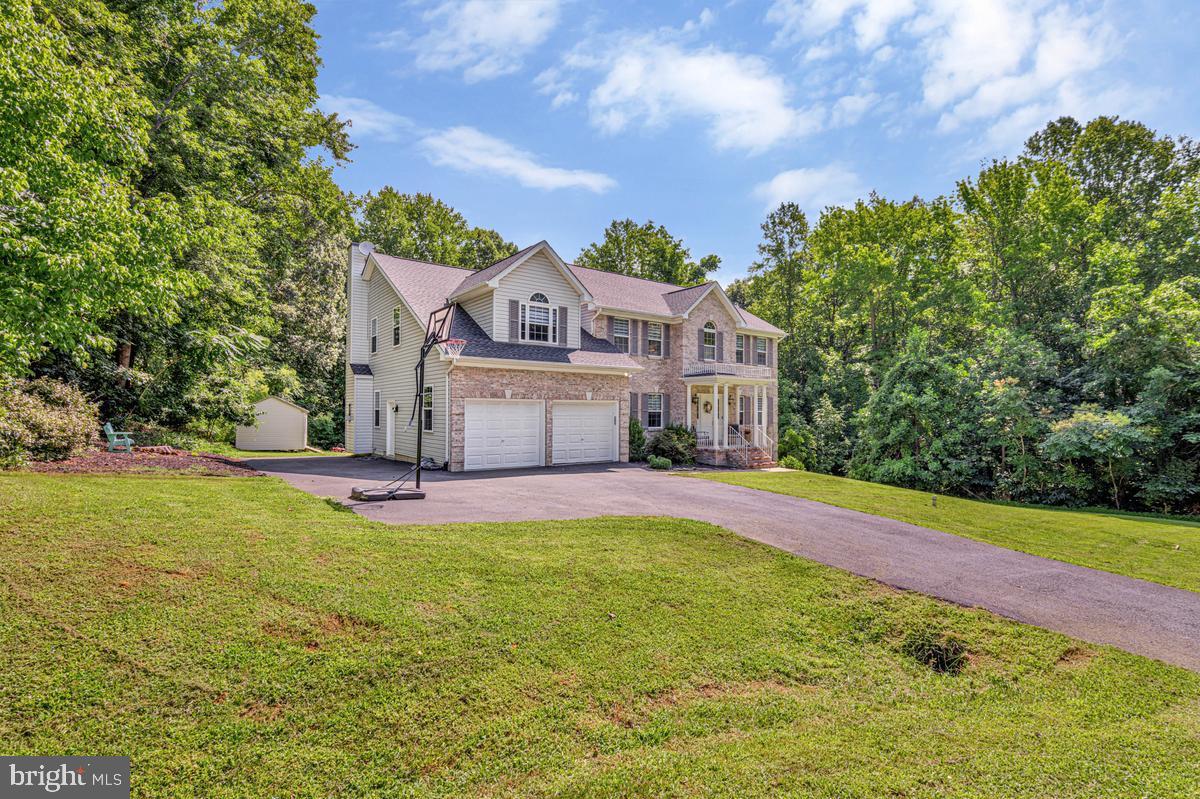 4220 WEEPING WILLOW LANE