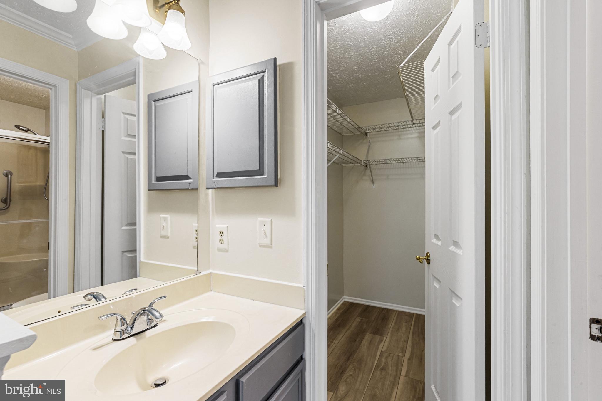 RED FOX FARMS - Residential