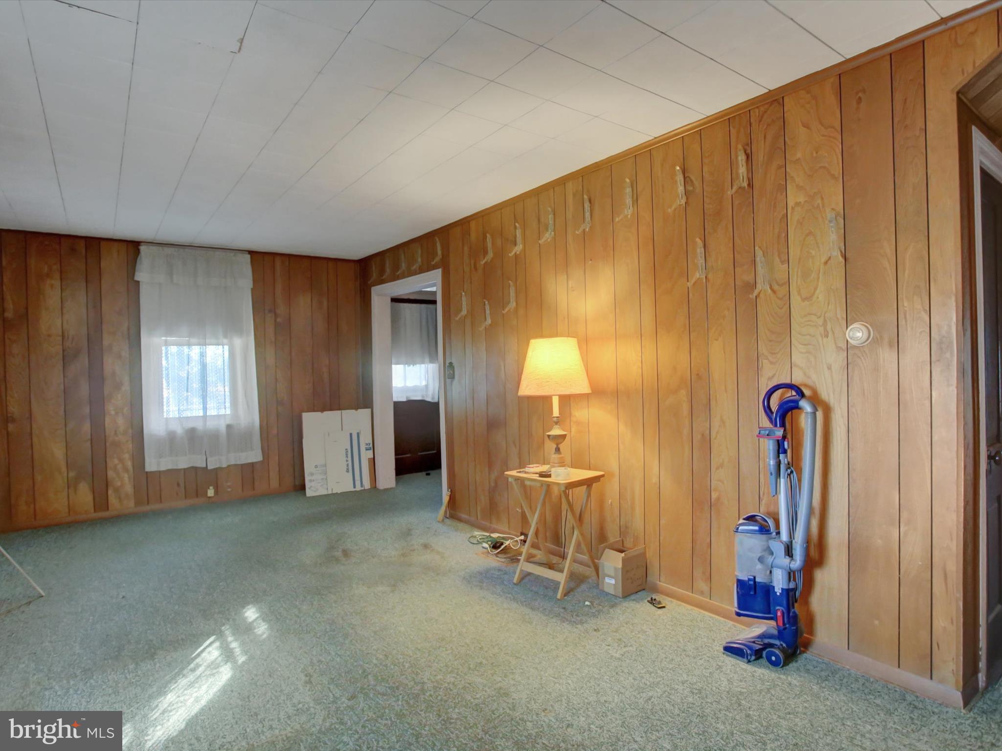 EDGEWOOD ROAD - Residential