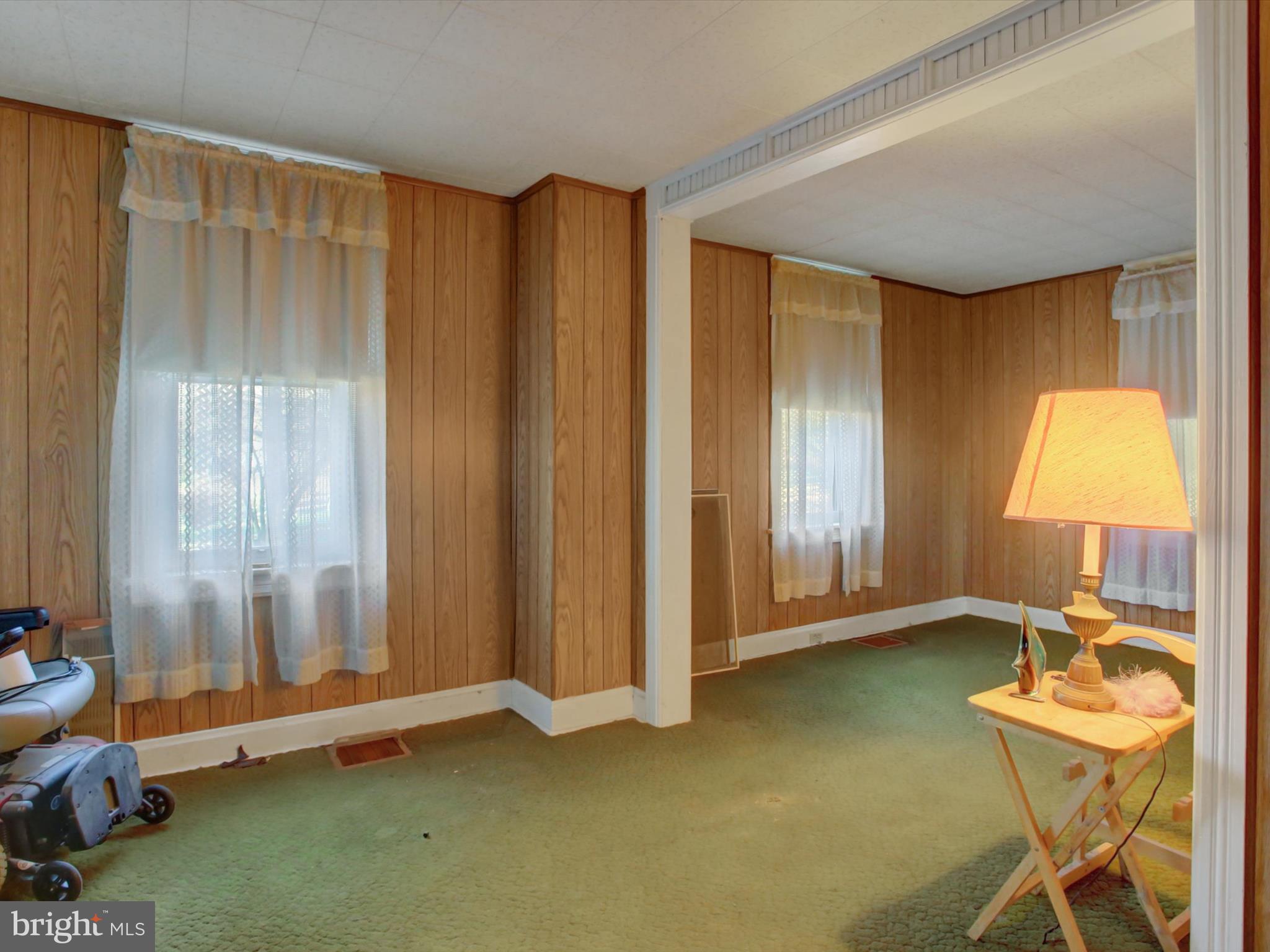 EDGEWOOD ROAD - Residential