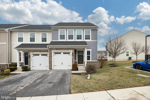 131 MULBERRY DRIVE MALVERN PA 19355