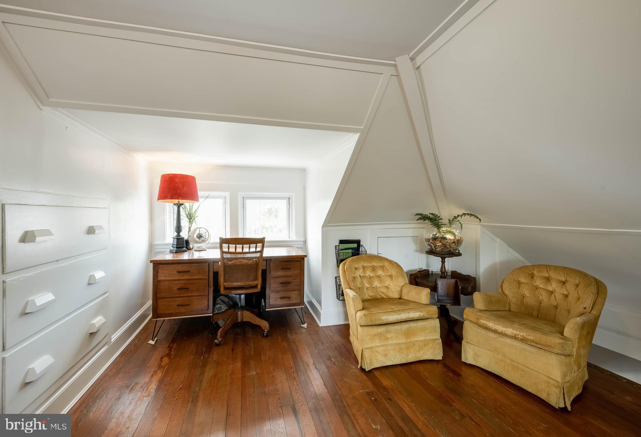 PRESIDENTS HILL - Residential