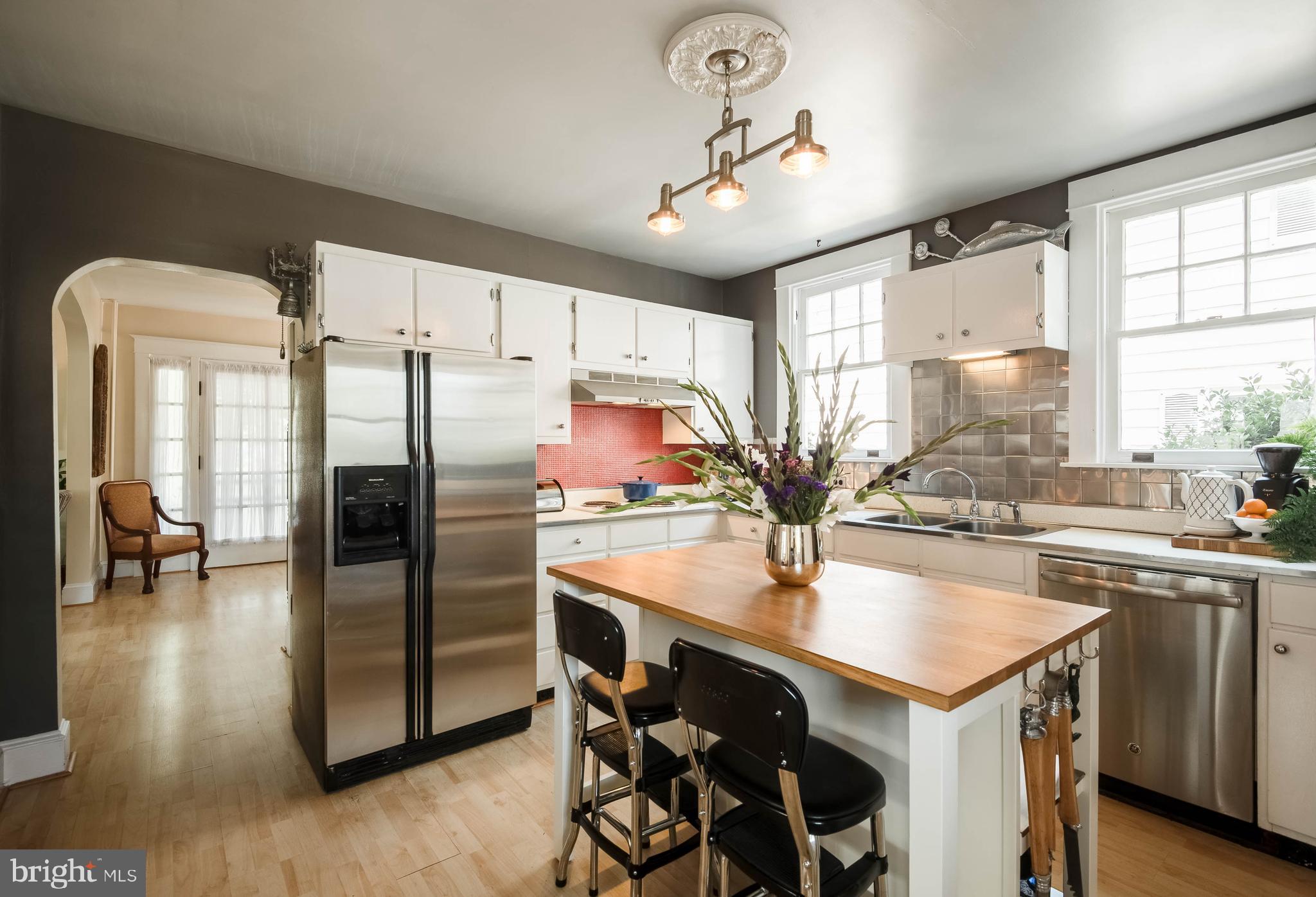 PRESIDENTS HILL - Residential