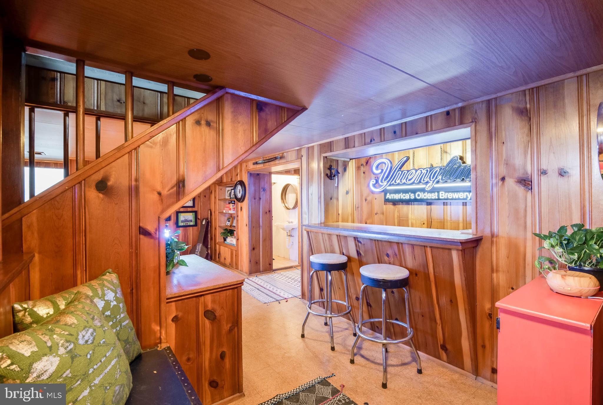 PRESIDENTS HILL - Residential