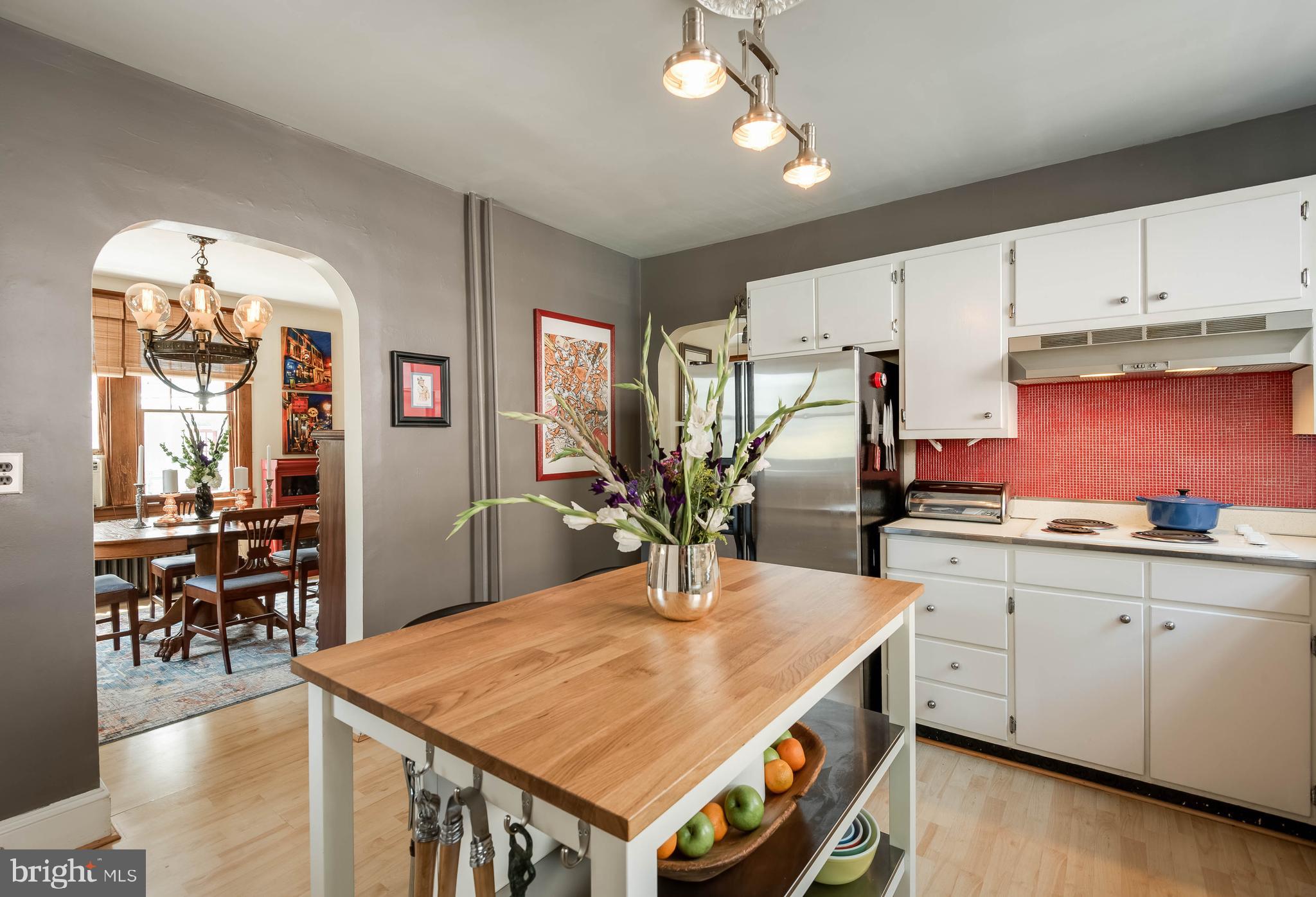 PRESIDENTS HILL - Residential