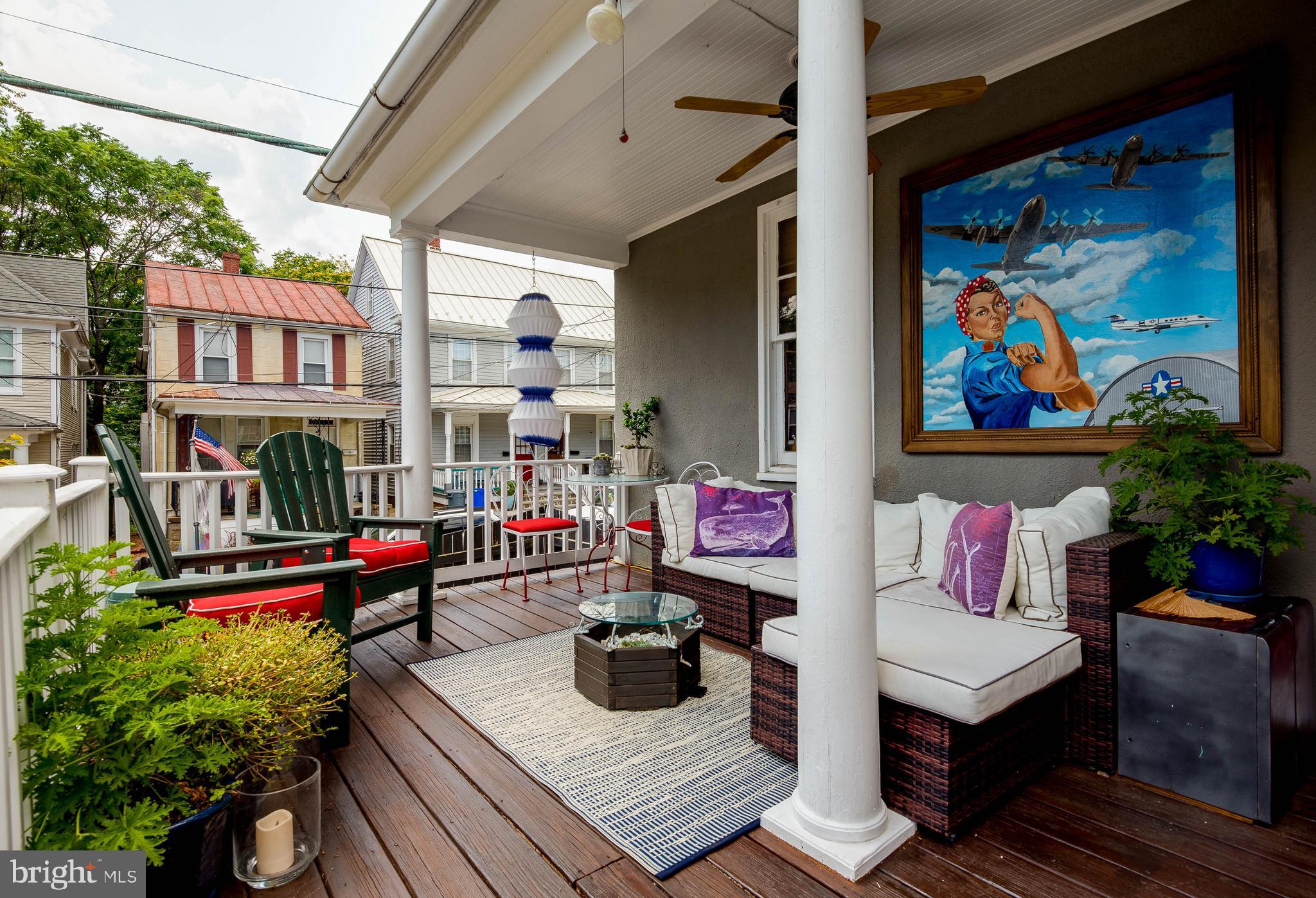 PRESIDENTS HILL - Residential