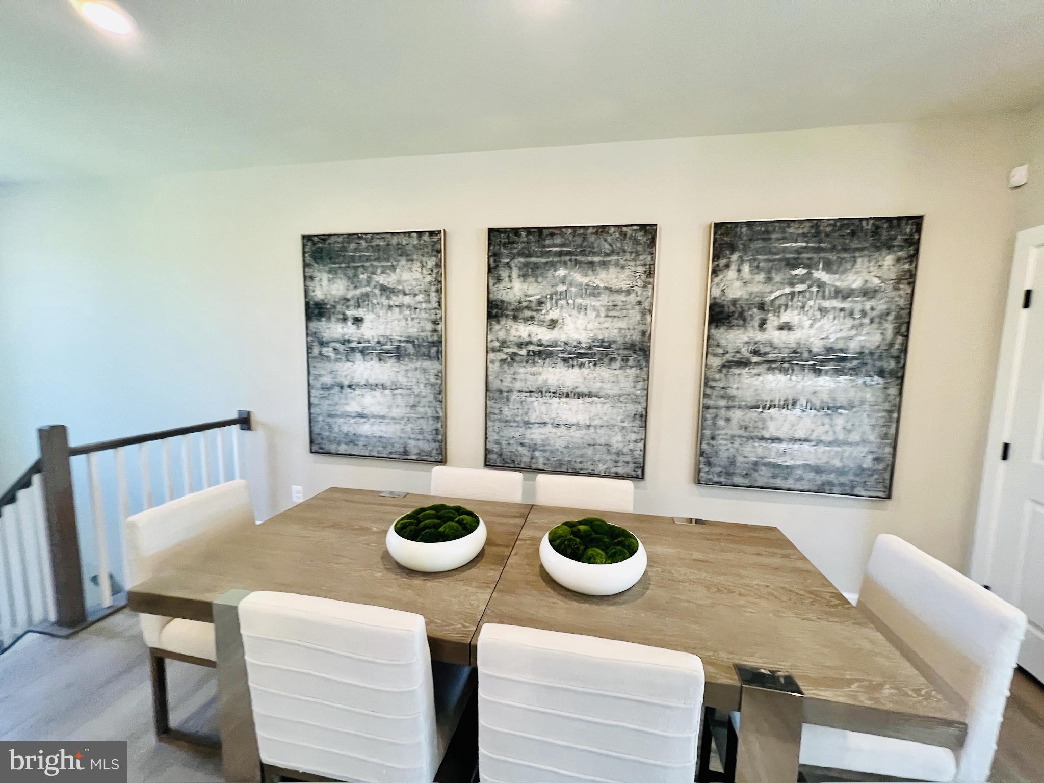 246 HICKORY HOLLOW COURT