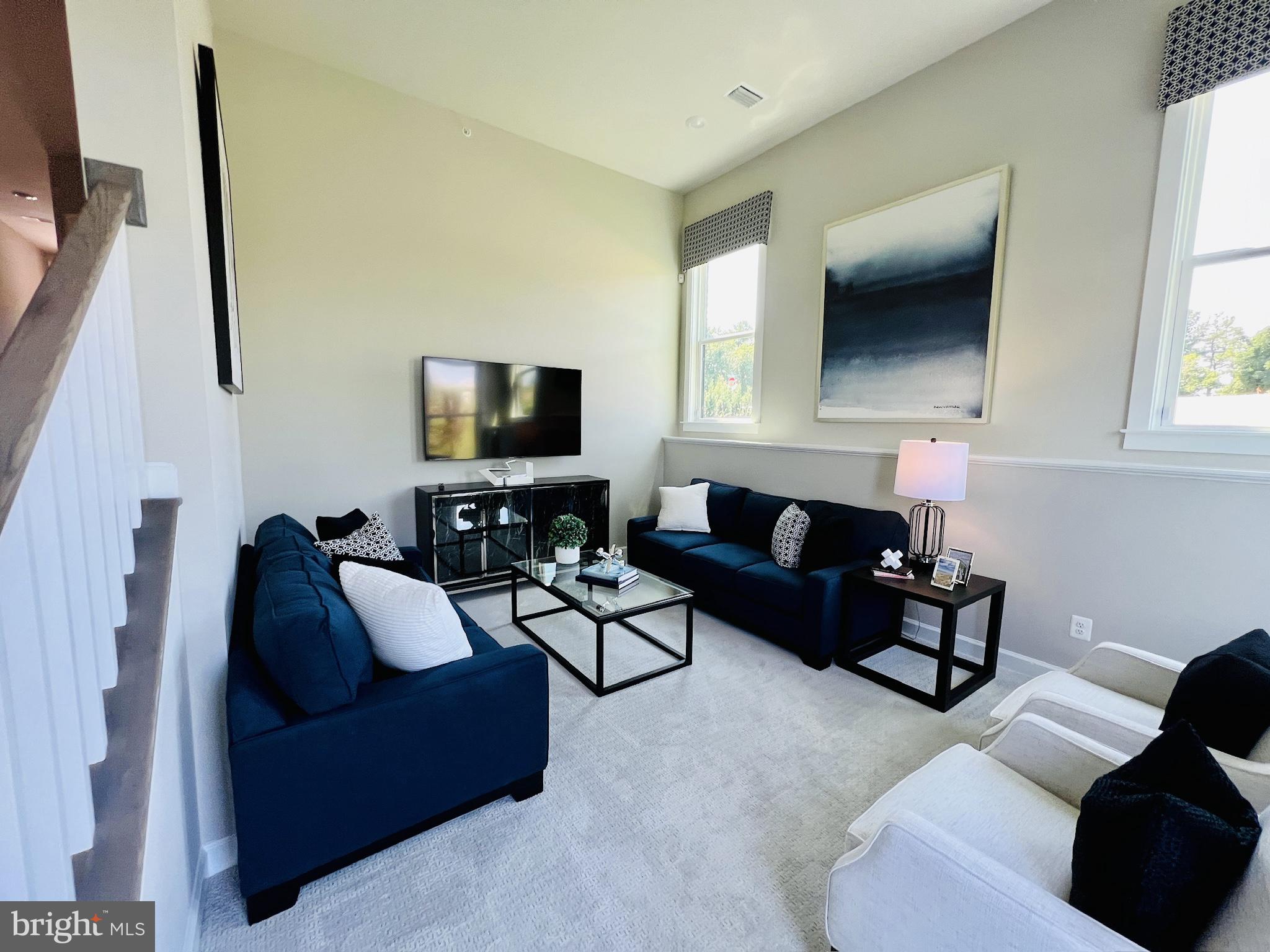 246 HICKORY HOLLOW COURT