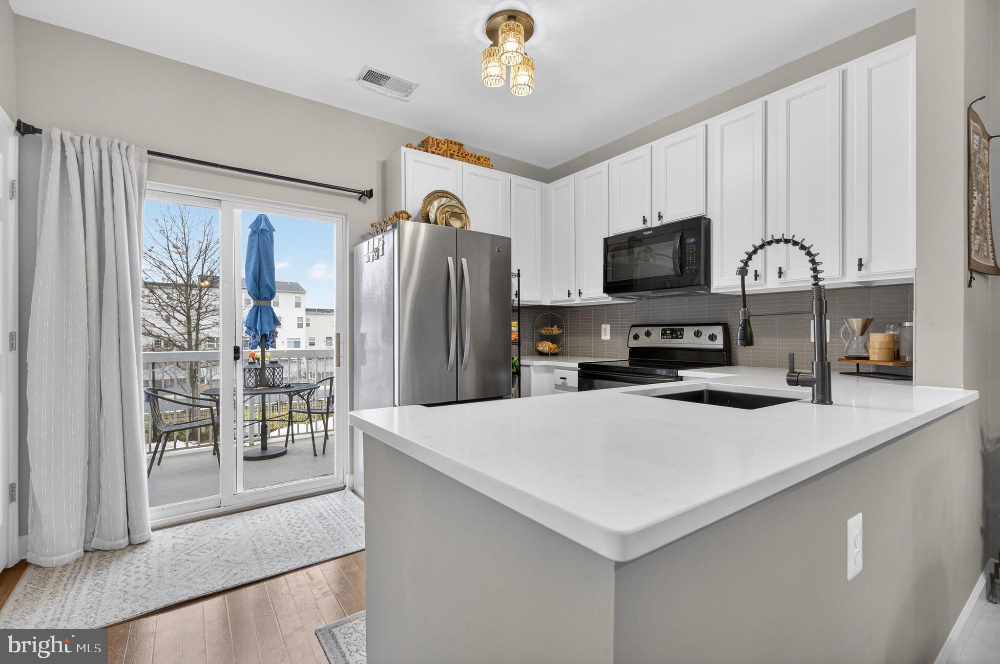 SUMMERFIELD - Residential