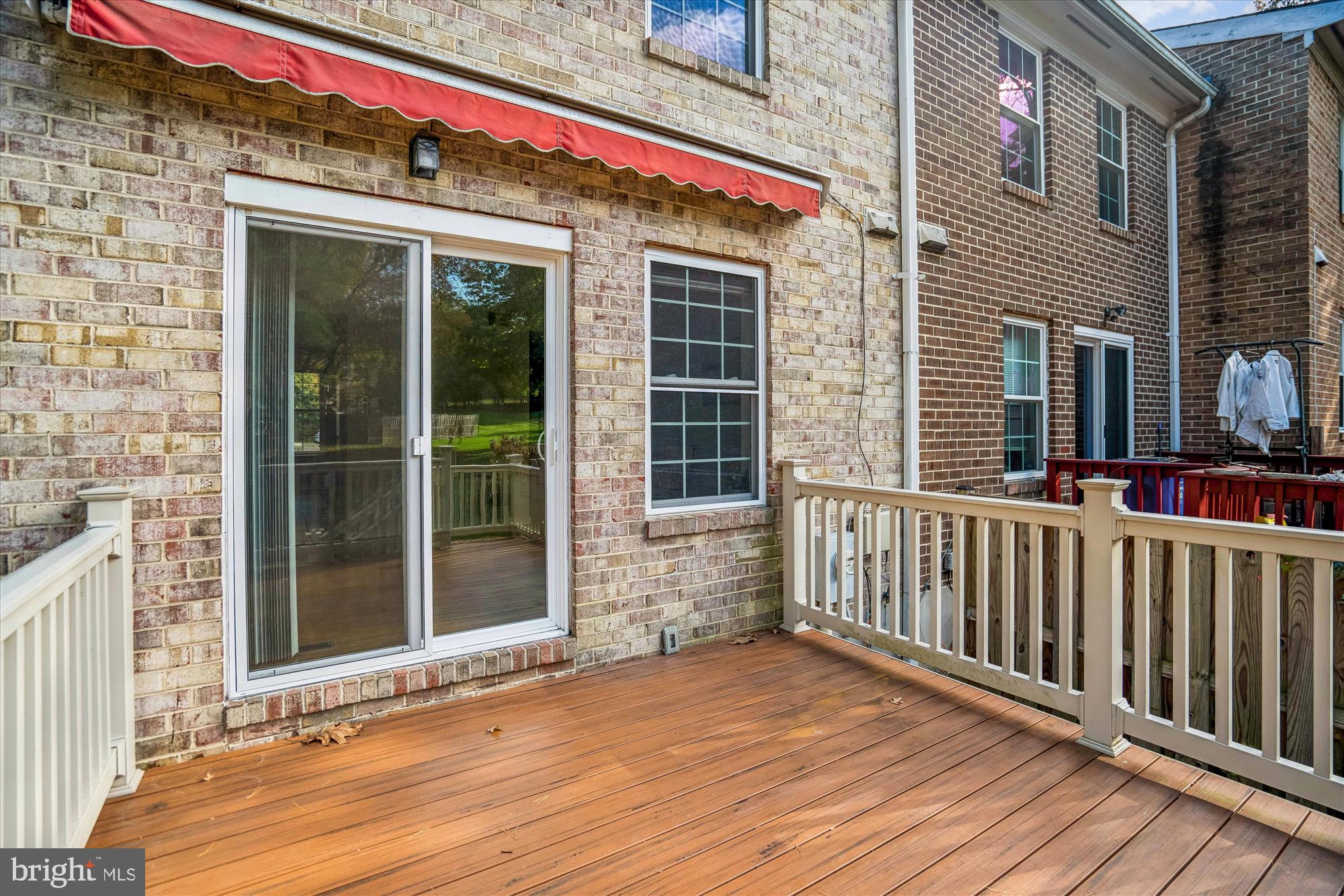 VILLAGE OF LONG REACH - Residential