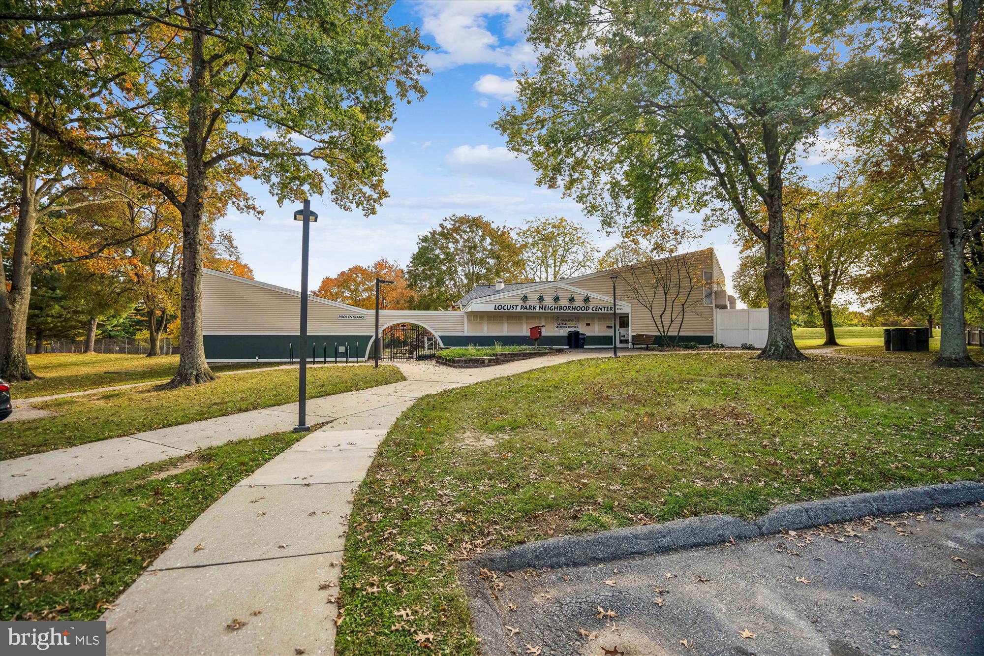 VILLAGE OF LONG REACH - Residential