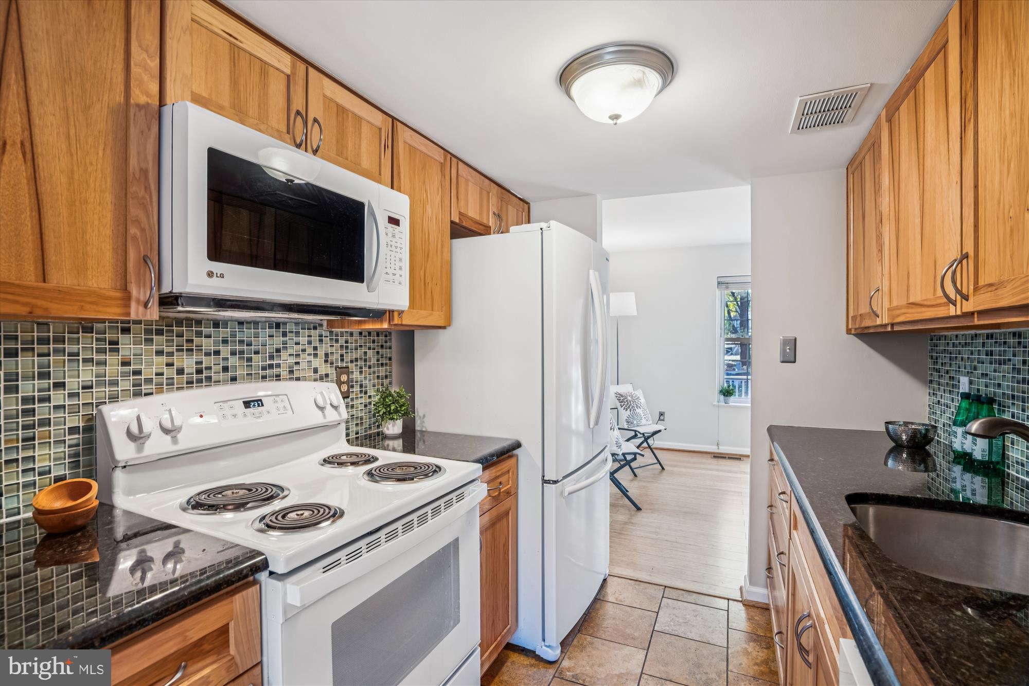 VILLAGE OF LONG REACH - Residential