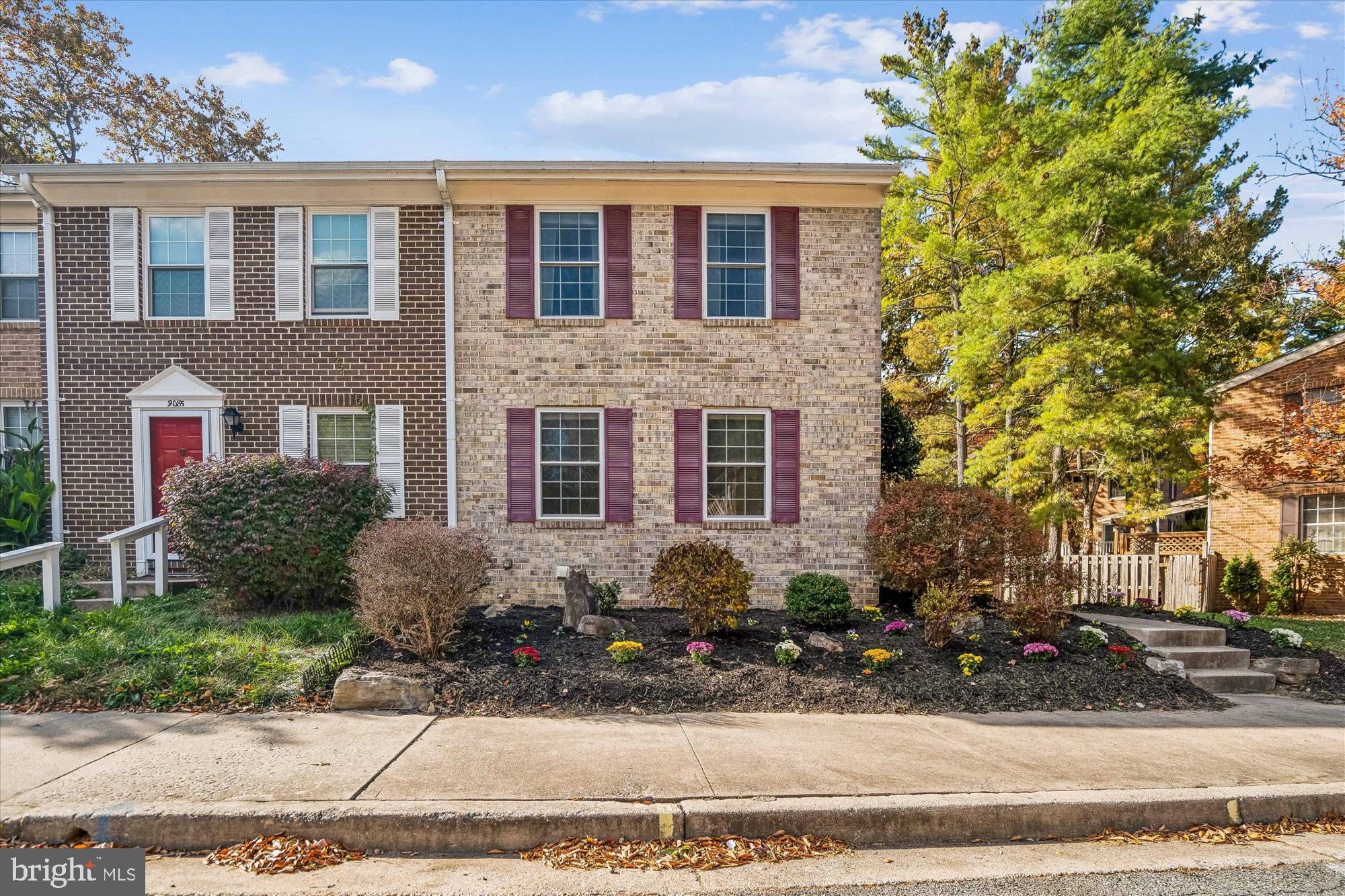 VILLAGE OF LONG REACH - Residential