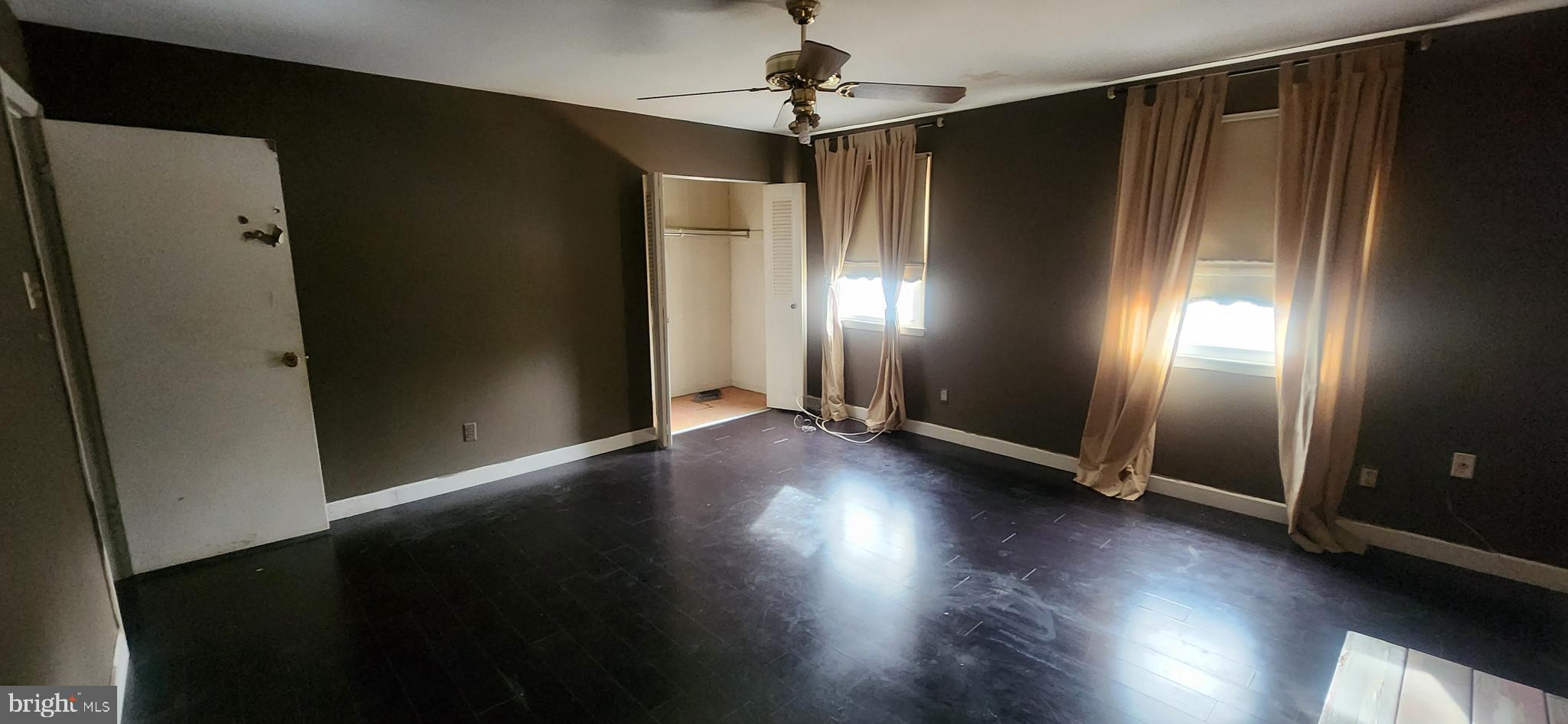 DOUBLE ROCK TOWNHOUSES - Residential