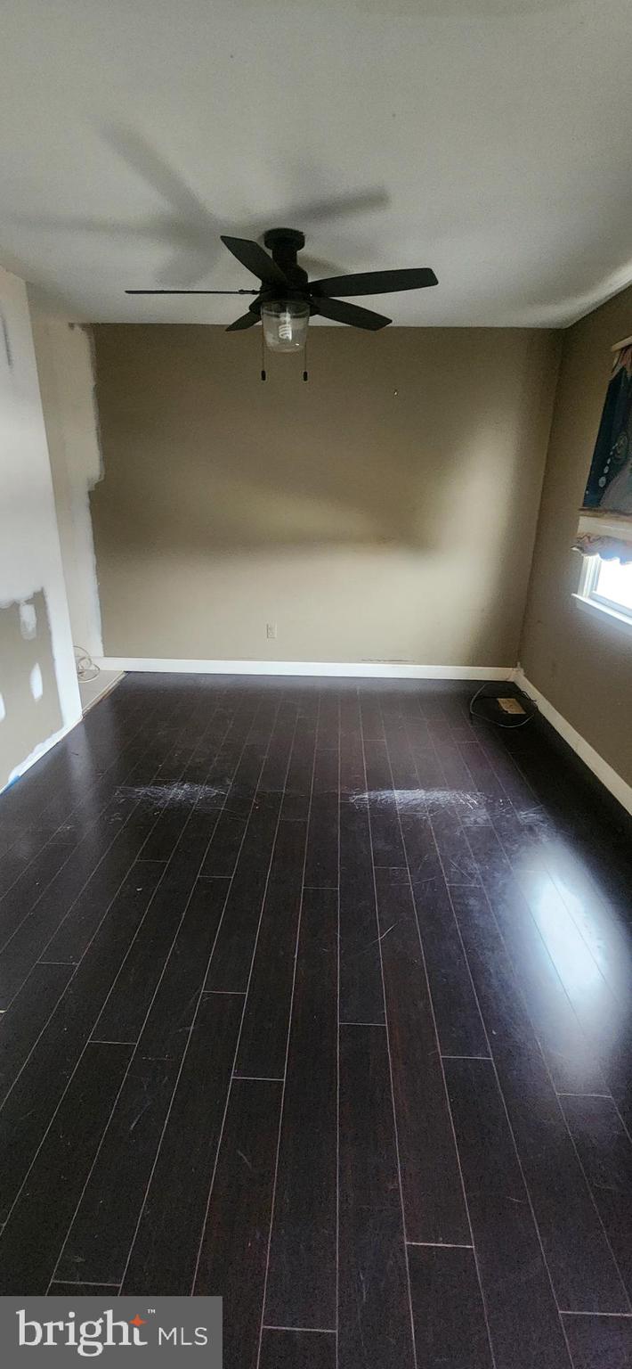 DOUBLE ROCK TOWNHOUSES - Residential