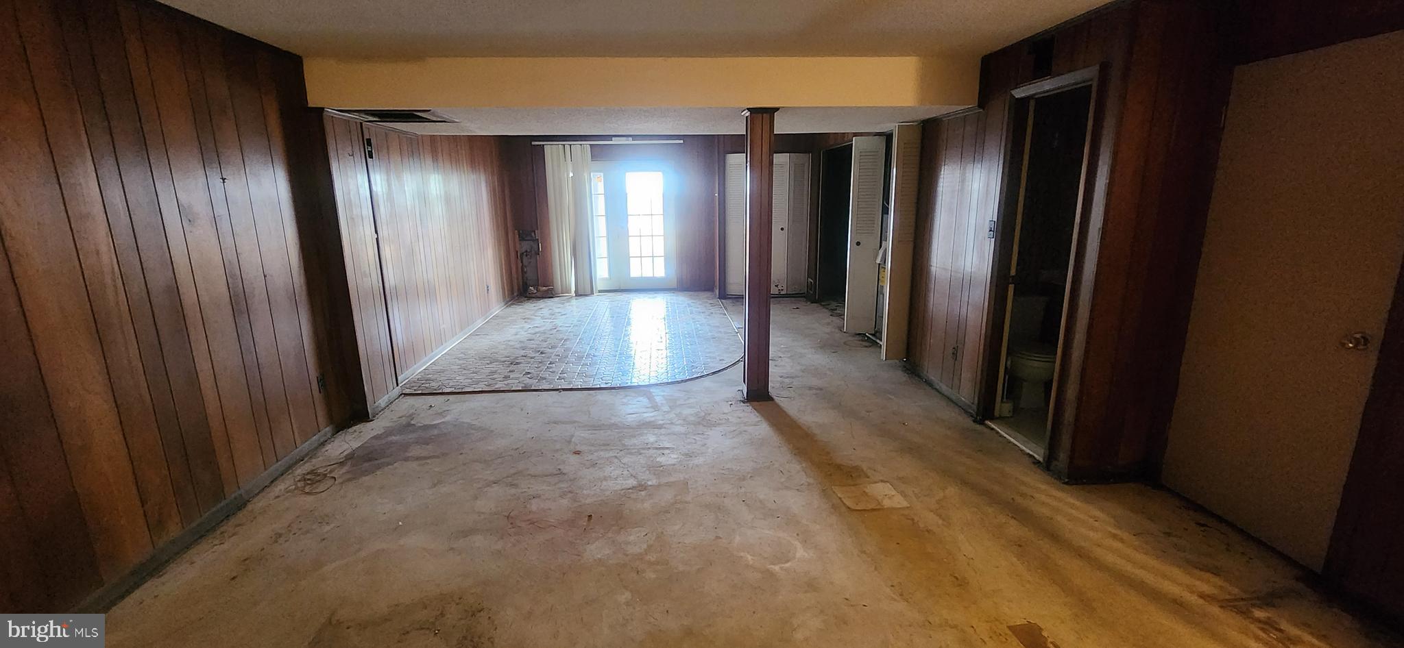 DOUBLE ROCK TOWNHOUSES - Residential