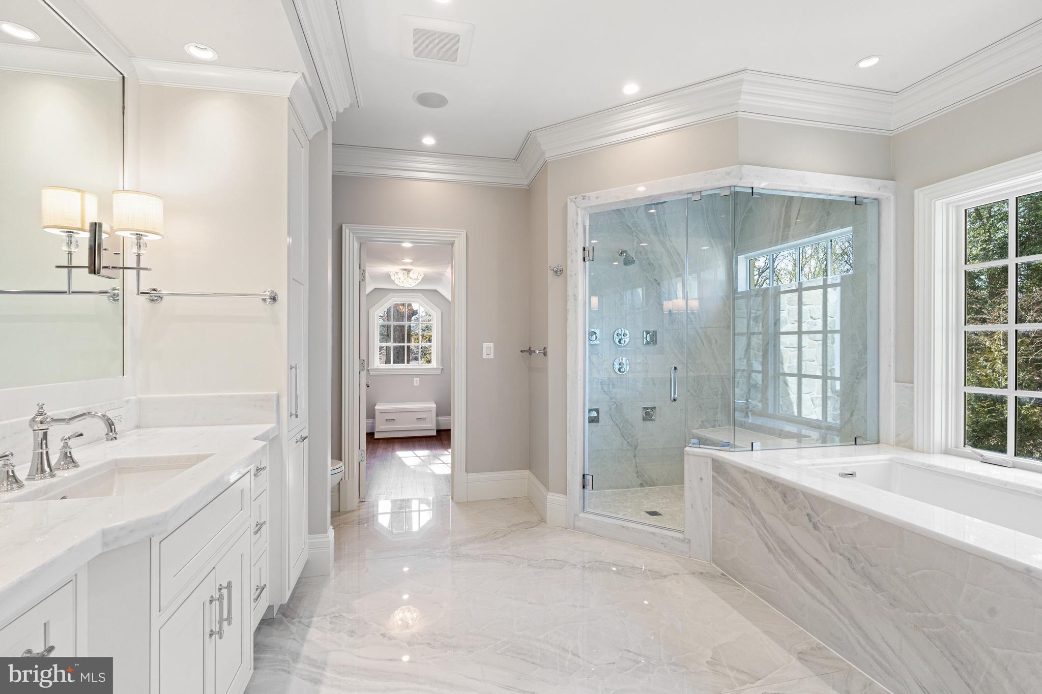 CHESTERBROOK WOODS - Residential