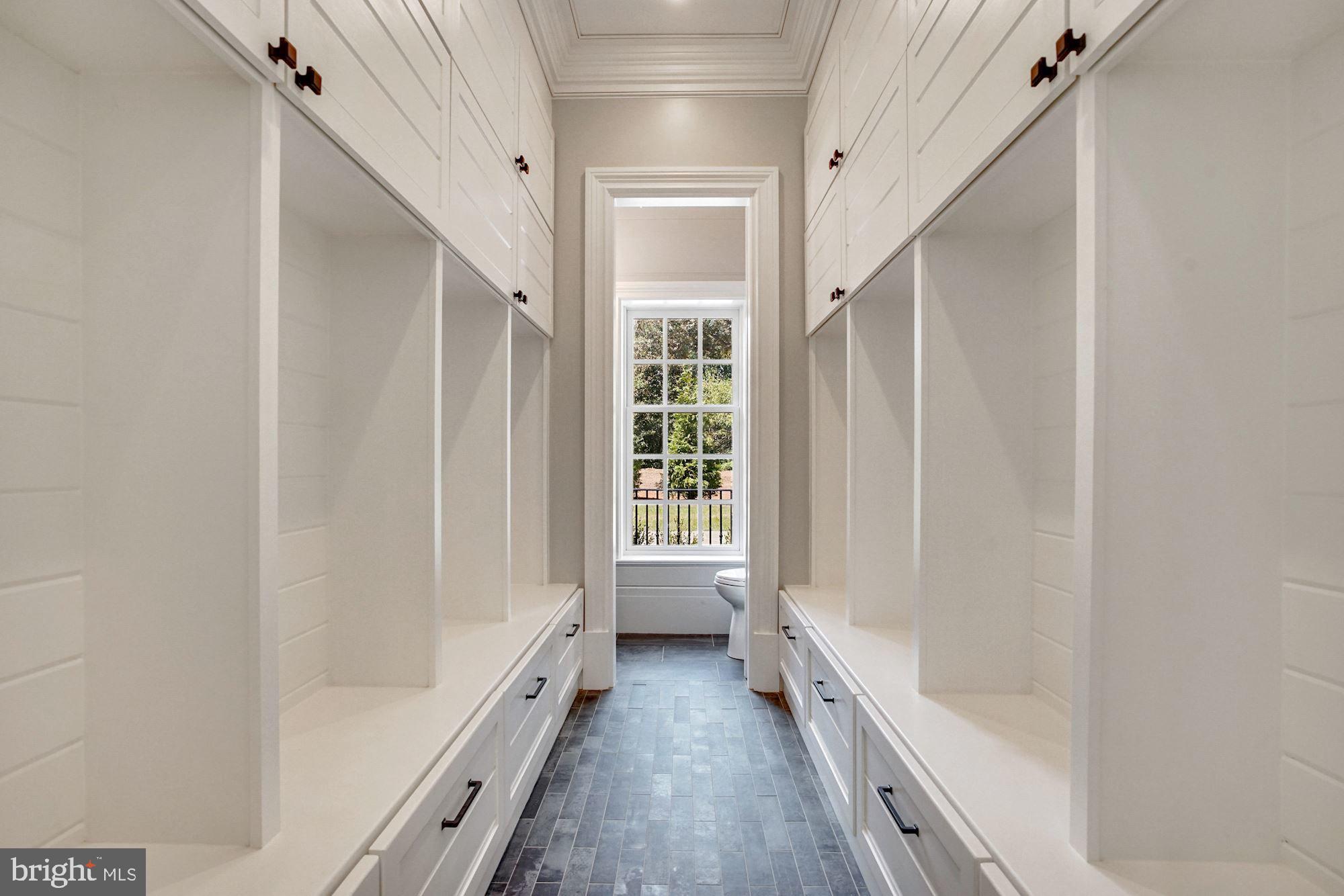 CHESTERBROOK WOODS - Residential