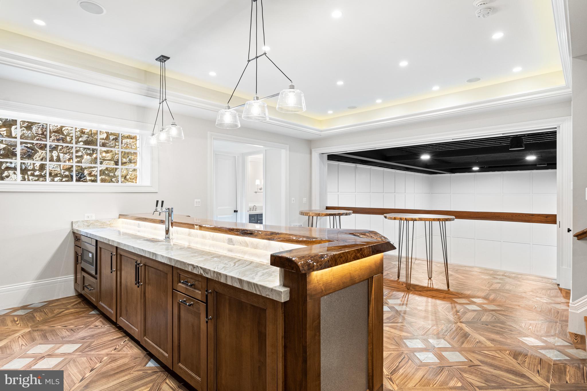 CHESTERBROOK WOODS - Residential