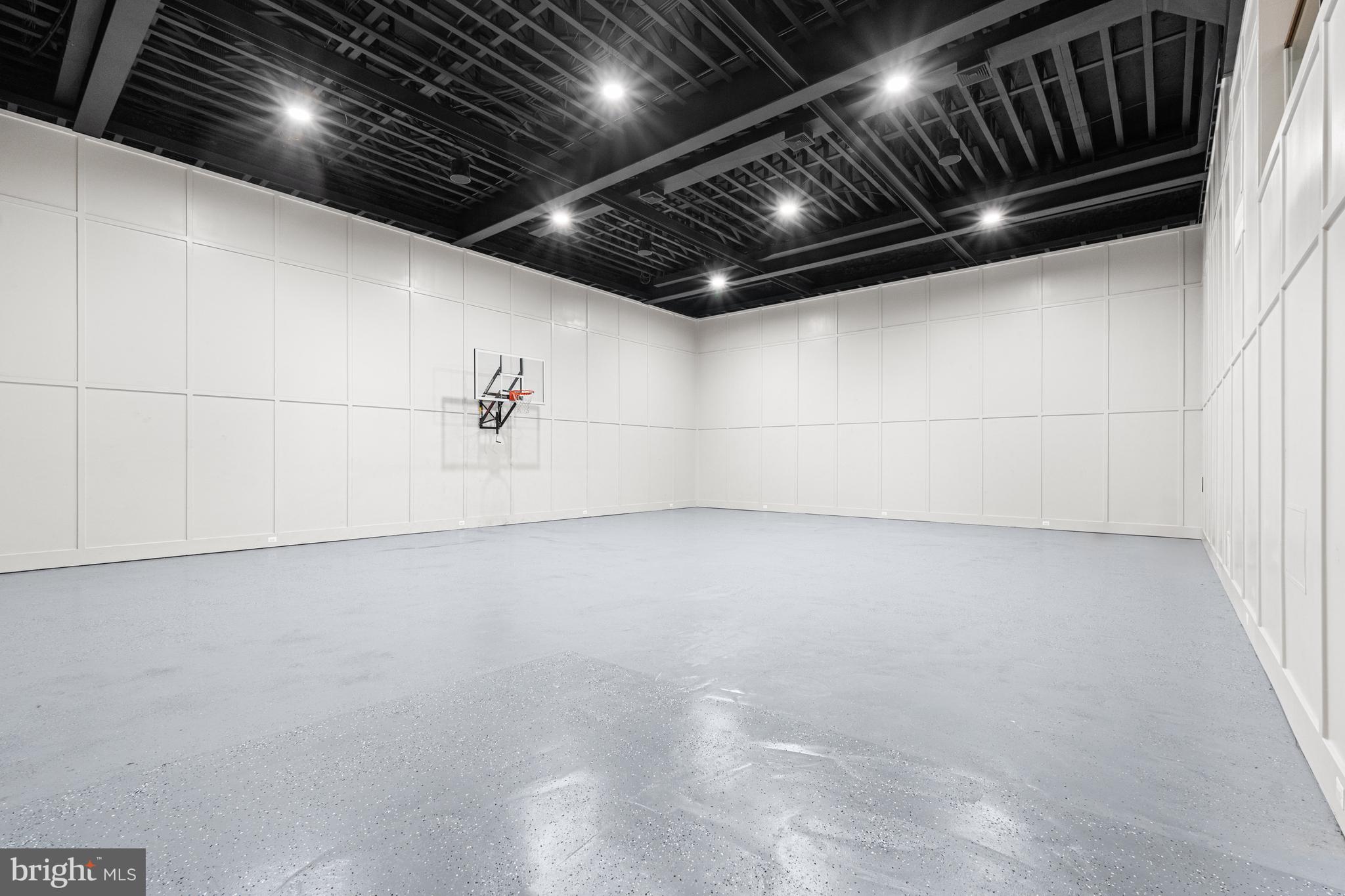 CHESTERBROOK WOODS - Residential