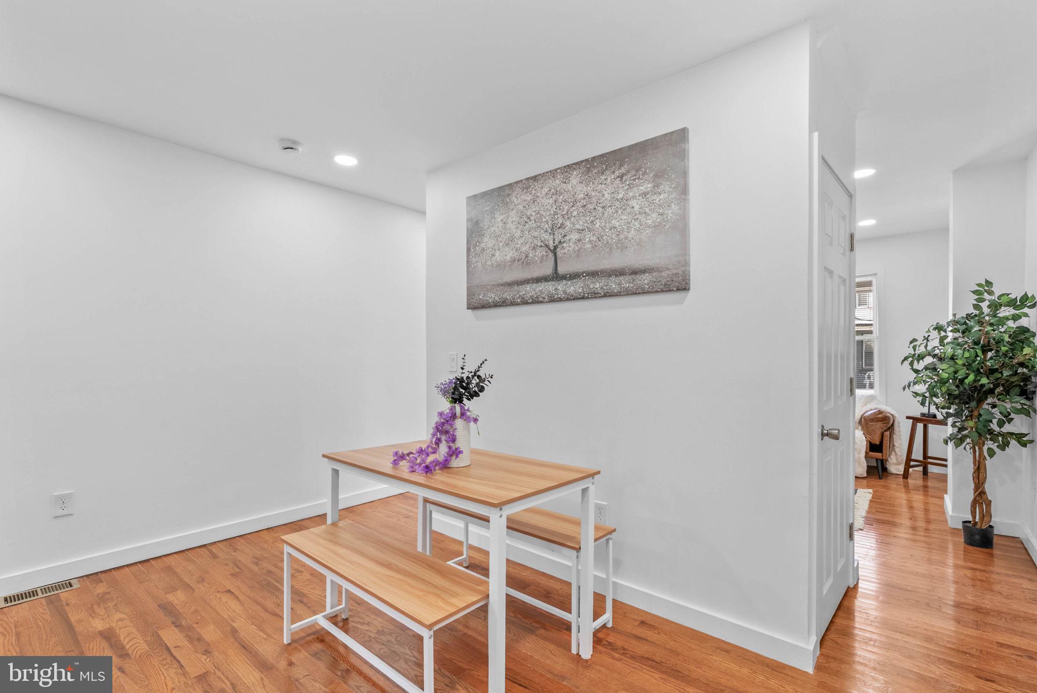 PHILADELPHIA - Residential