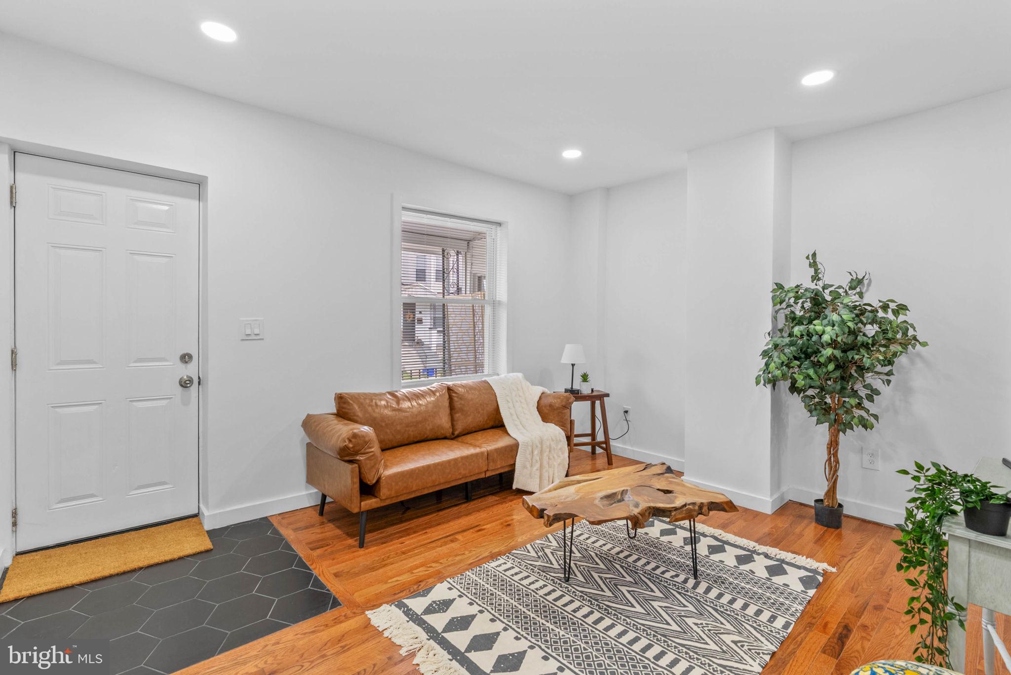 PHILADELPHIA - Residential