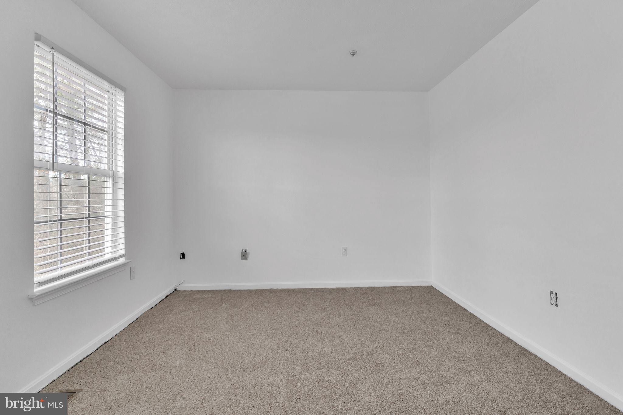 TOWNES AT WESTBURY - Residential Lease