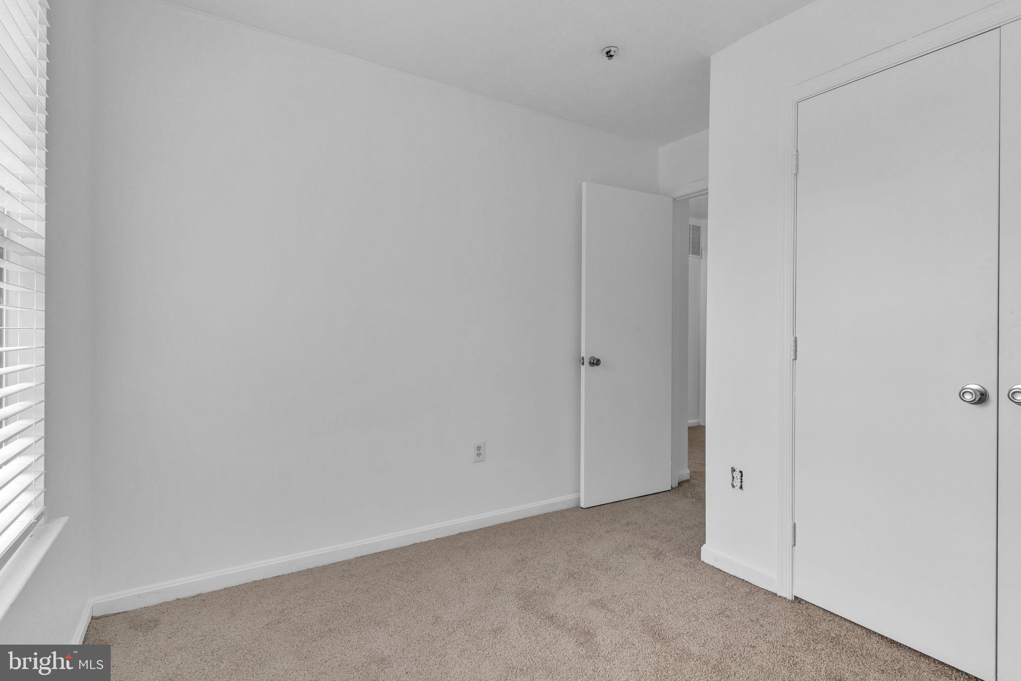 TOWNES AT WESTBURY - Residential Lease