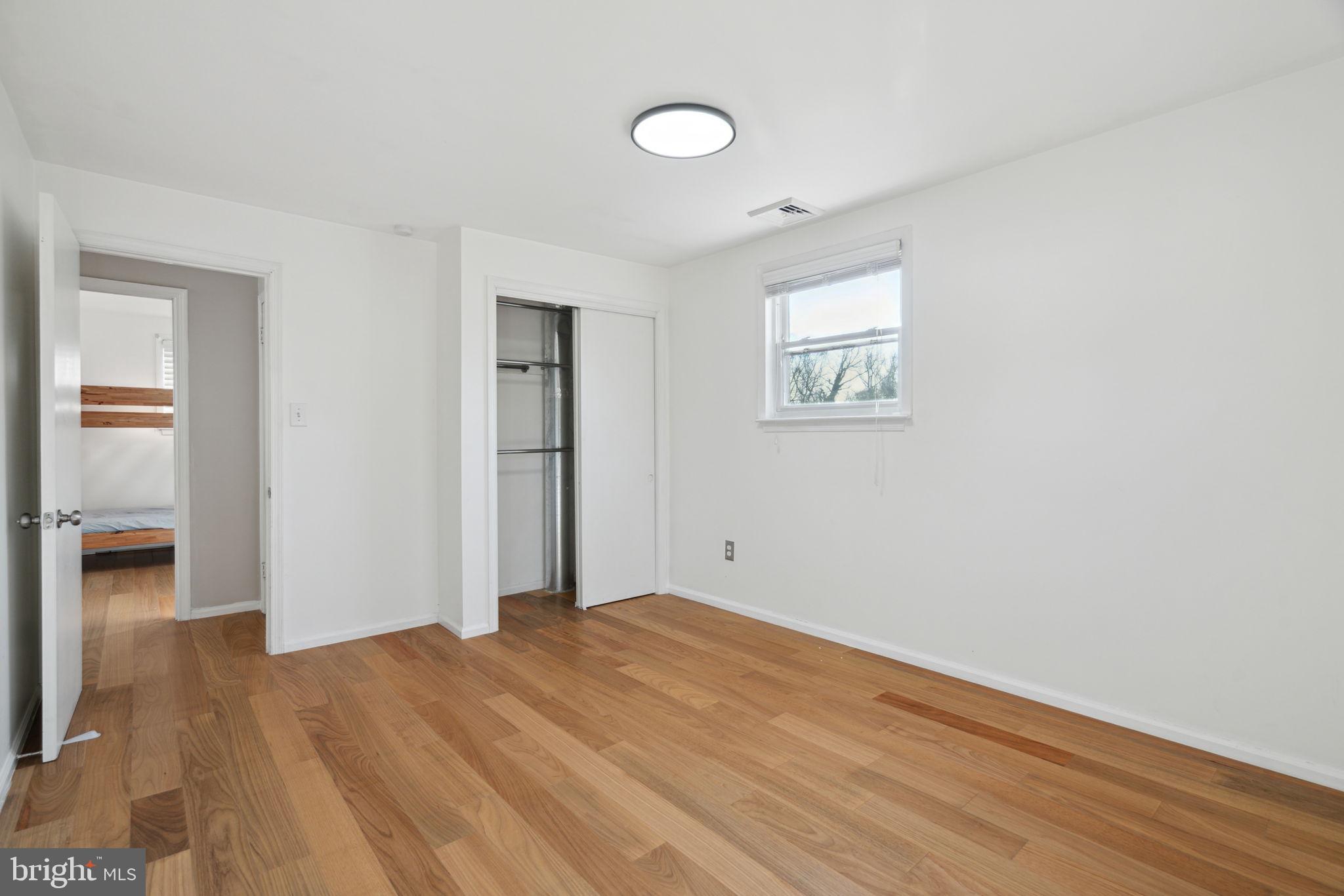 RIDLEY PARK - Residential Lease