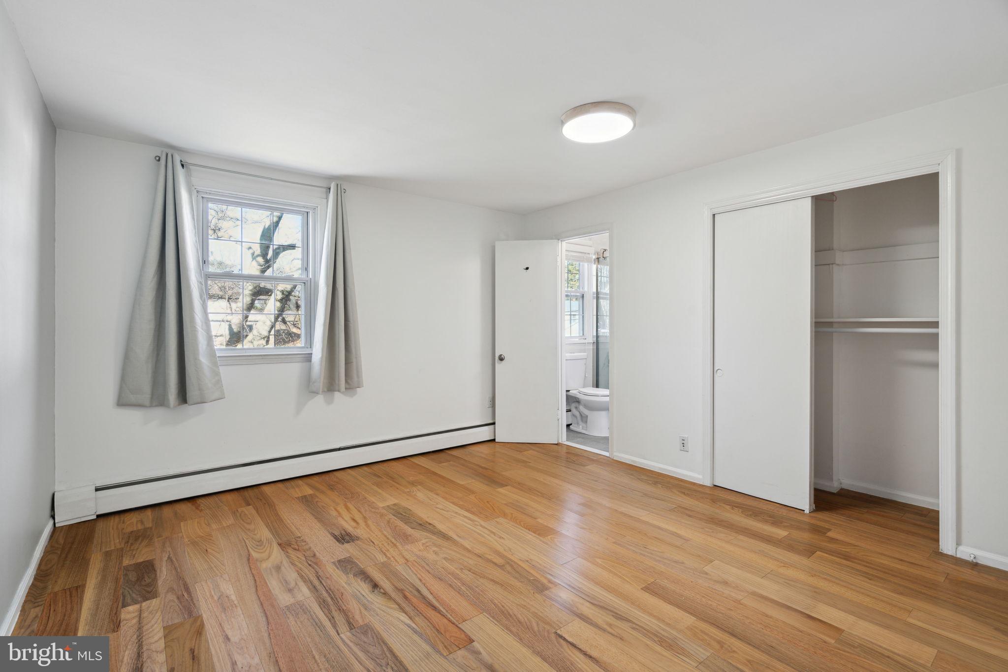 RIDLEY PARK - Residential Lease