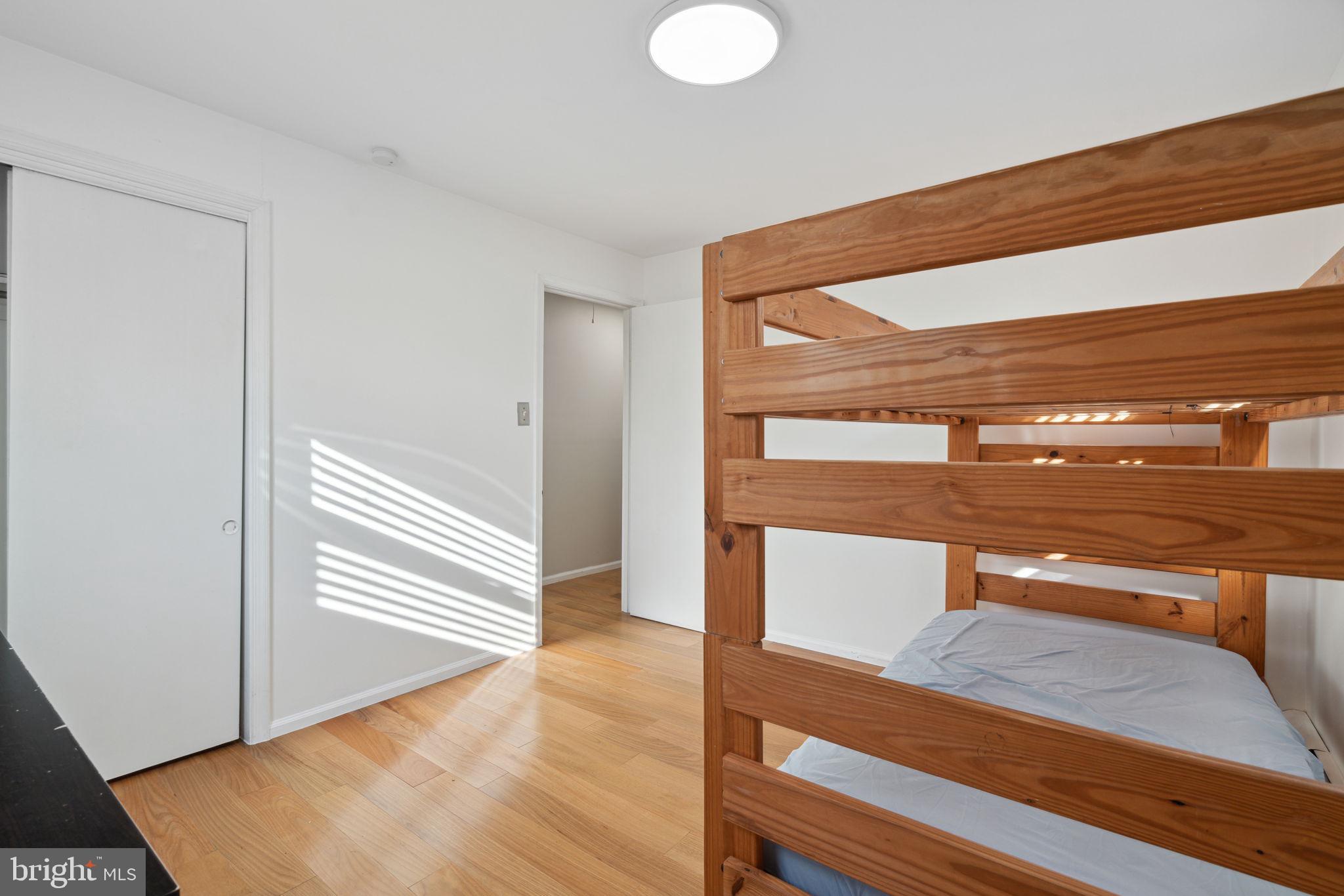 RIDLEY PARK - Residential Lease