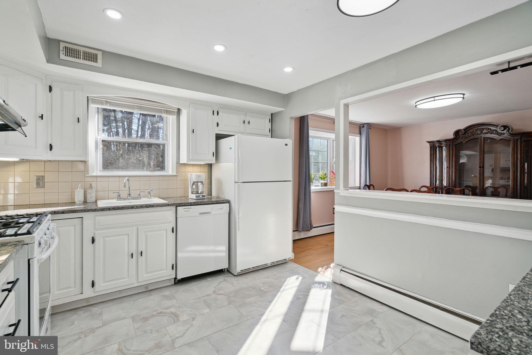 RIDLEY PARK - Residential Lease