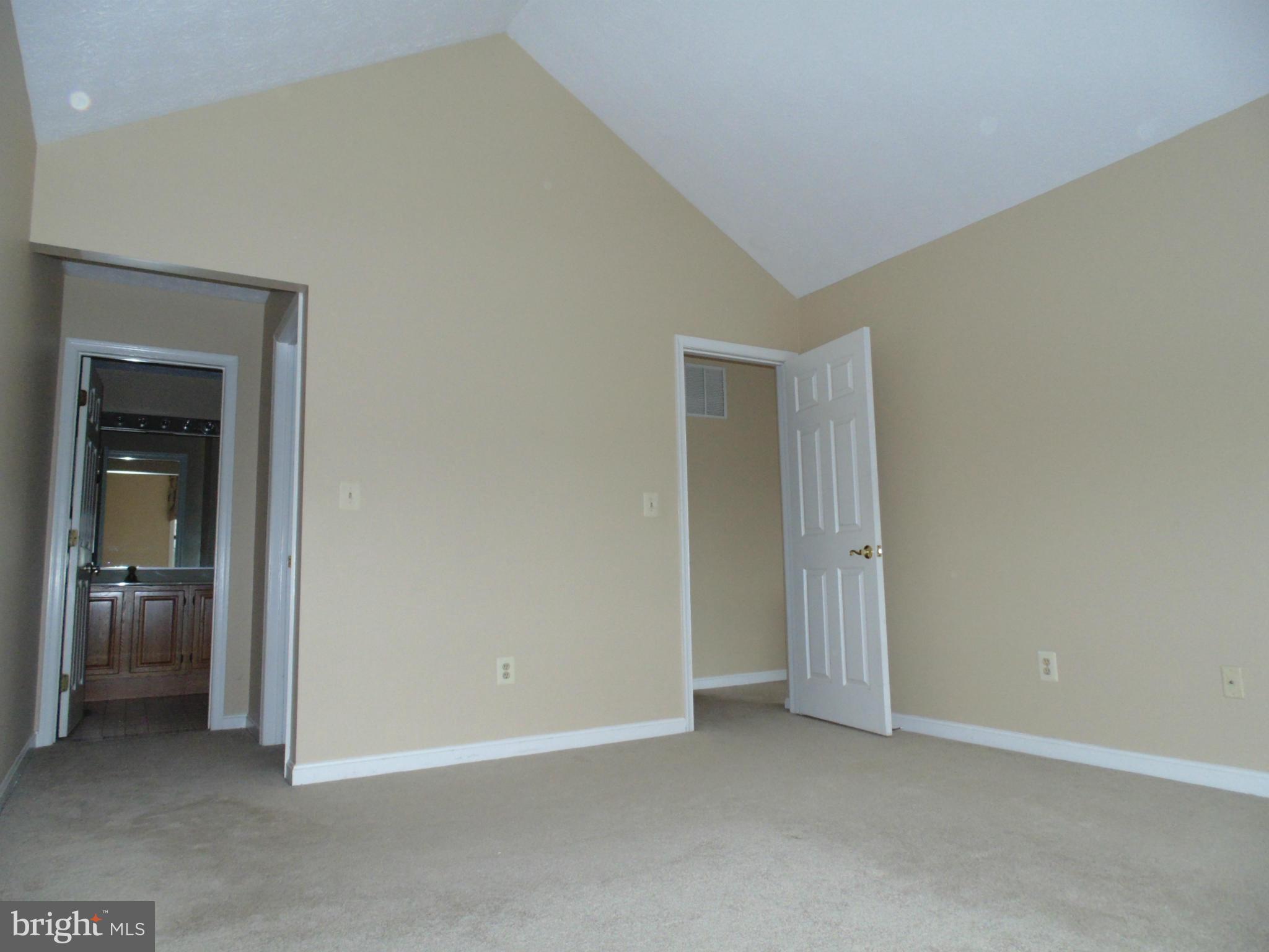 BLUE RIDGE FARMS - Residential Lease