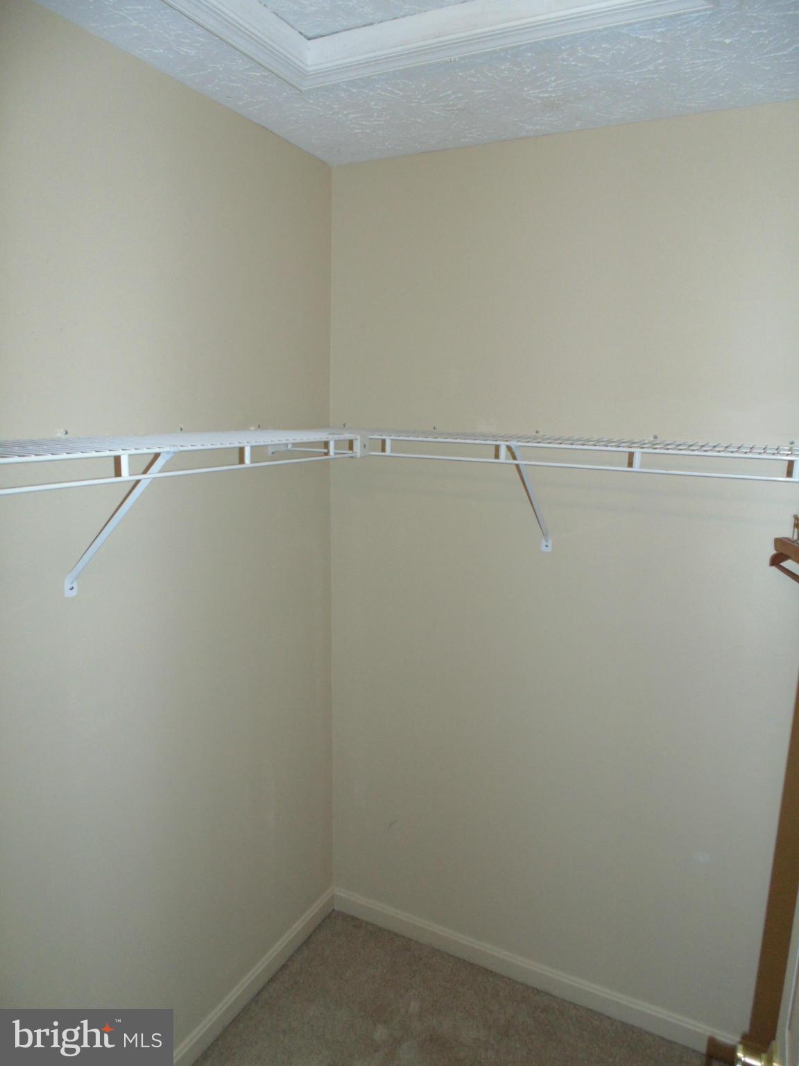 BLUE RIDGE FARMS - Residential Lease