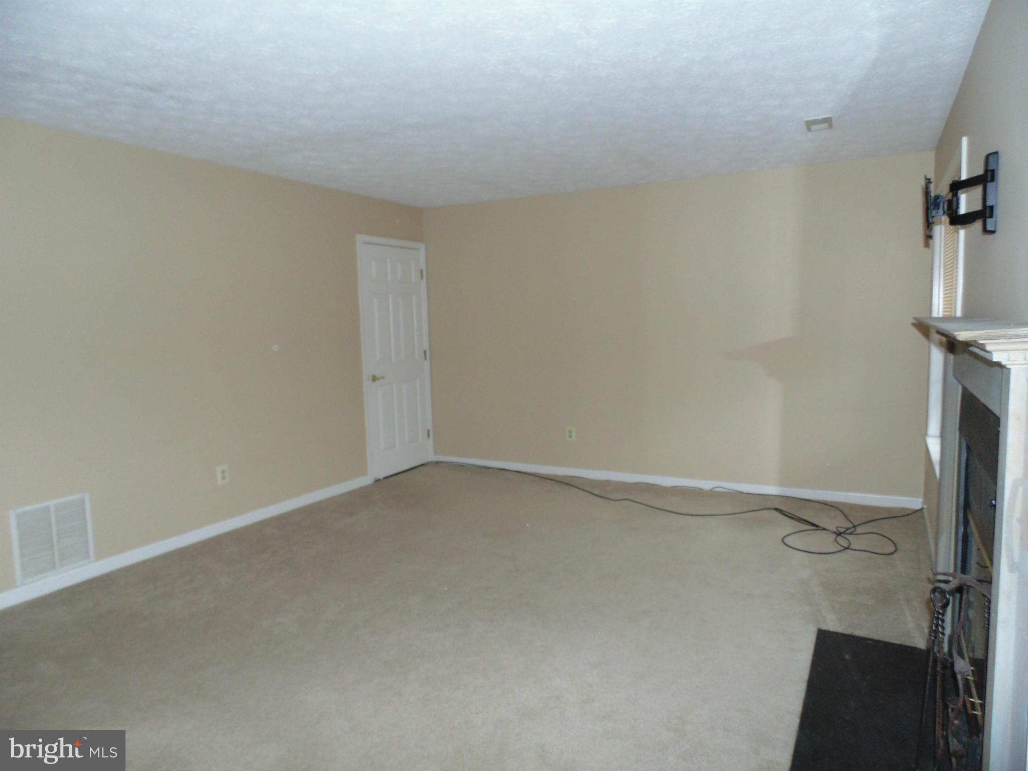 BLUE RIDGE FARMS - Residential Lease