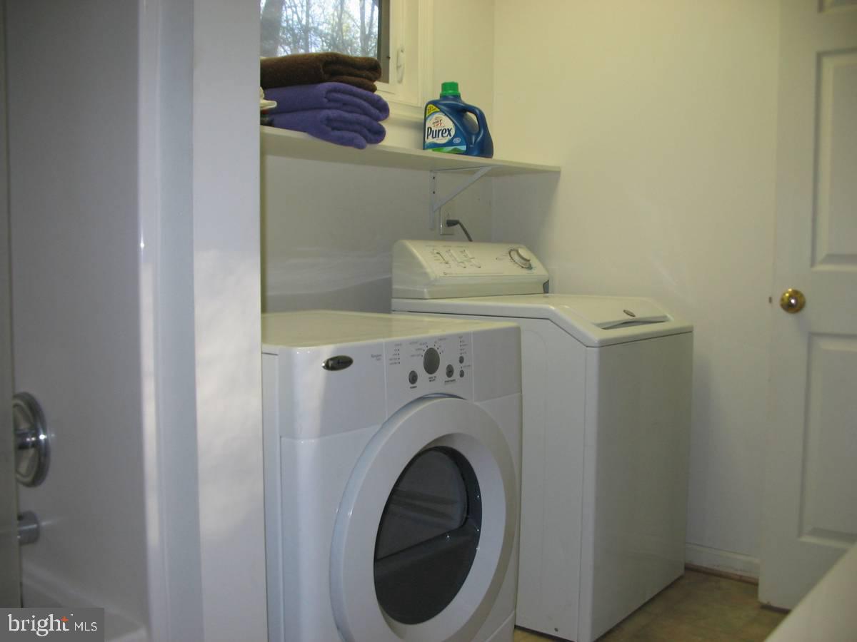 MIDDLE RIVER - Residential