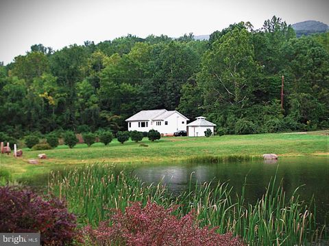 Property photo of 33 e circle road, madison, VA 22727