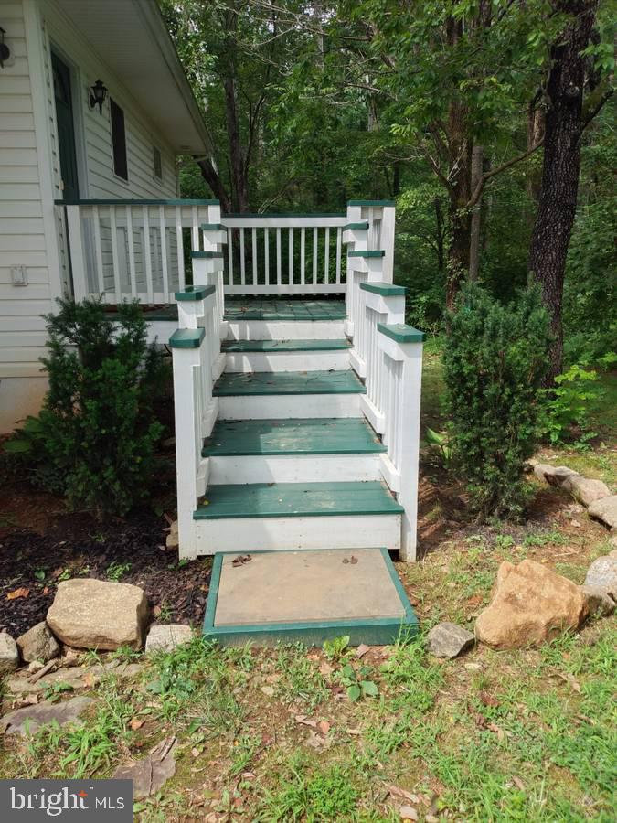 MIDDLE RIVER - Residential